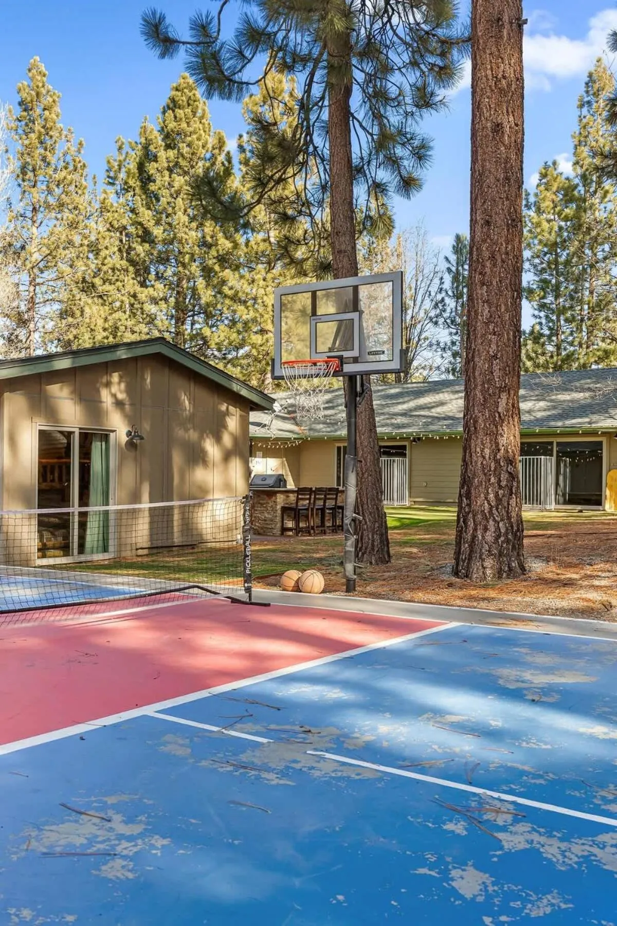 Indoor Pool Game Rm Pickleball Spa BBQ PetOk