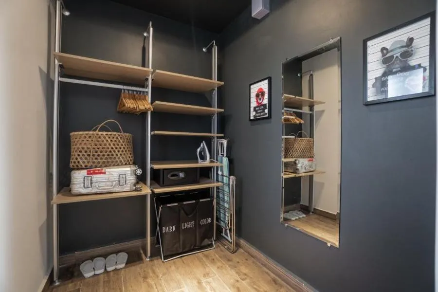wardrobe in White Boutique Hotel and Residences