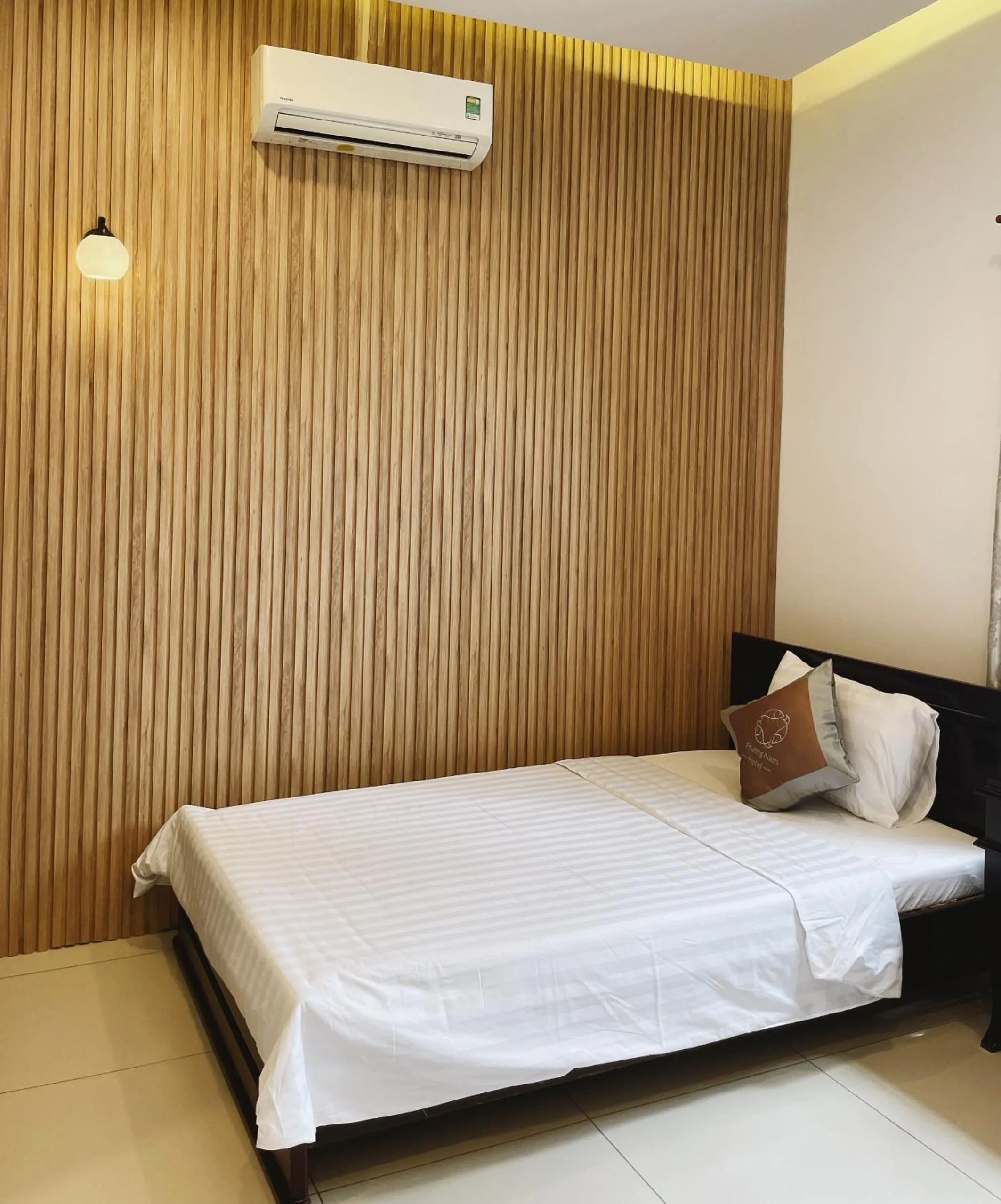 Bed in Phuong Nam Hotel An Giang