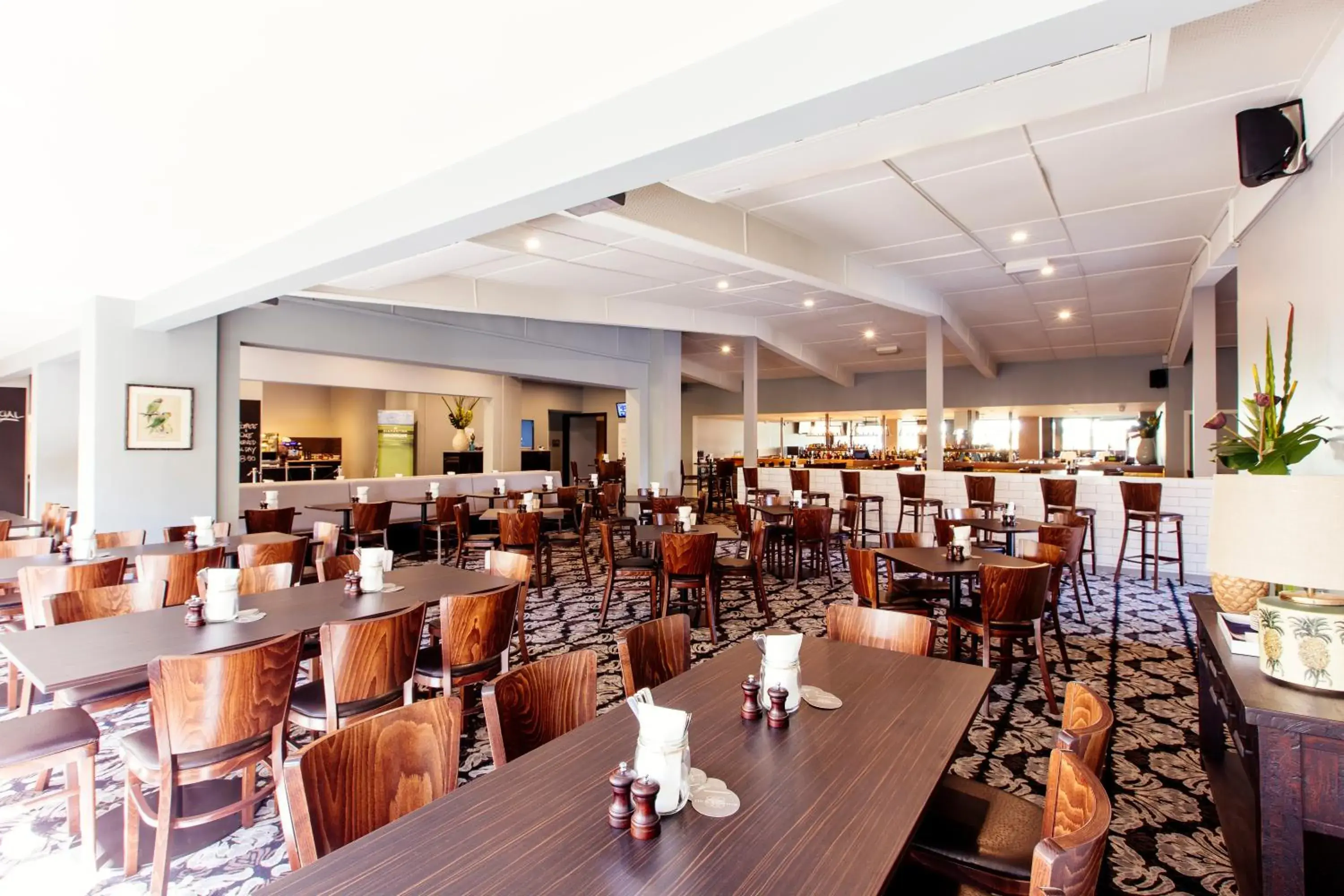 Restaurant/places to eat in Shamrock Gardens Motel Restaurant/places to eat in Shamrock Gardens Motel