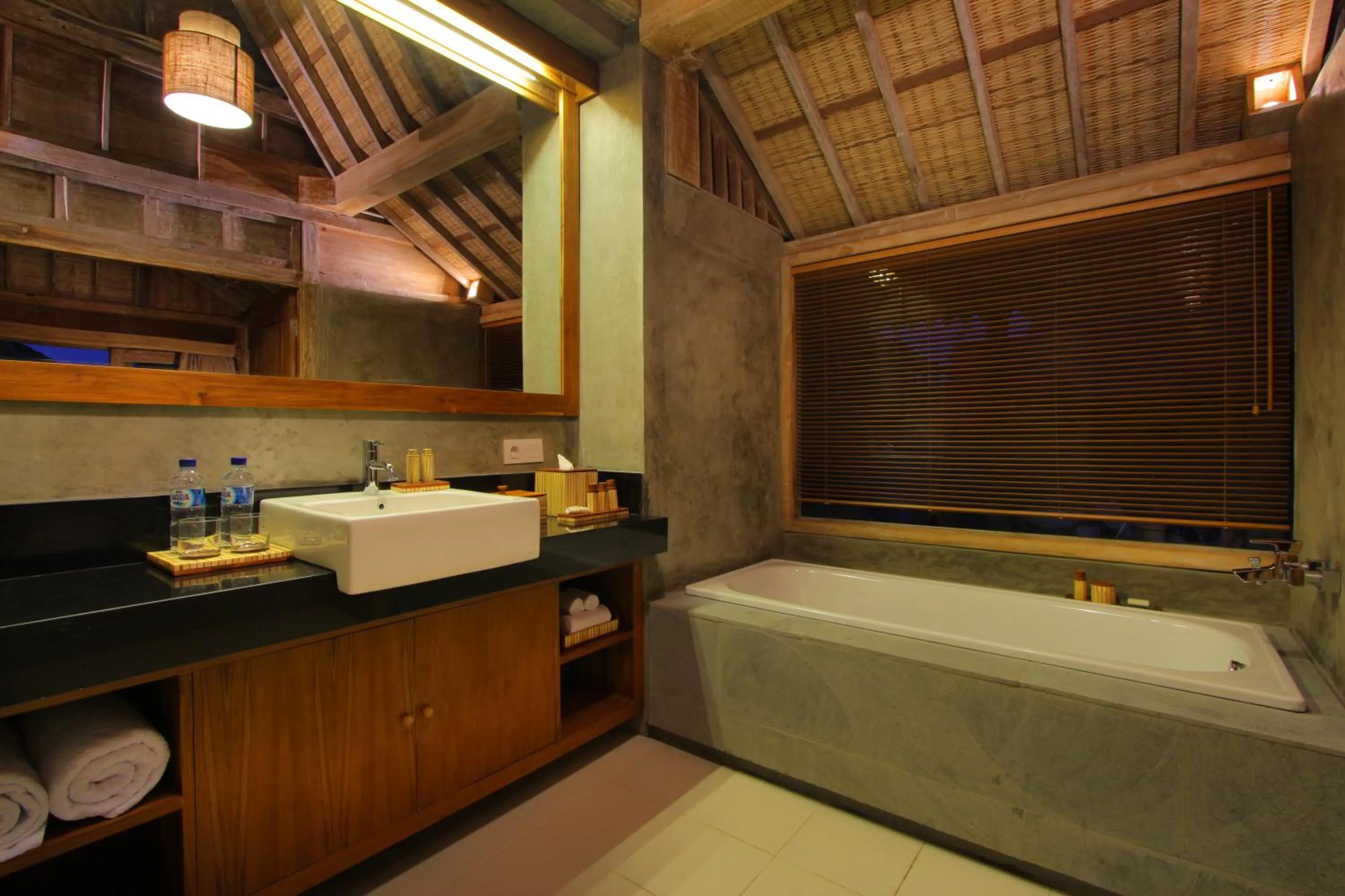 Bathroom in Suarti Boutique Village
