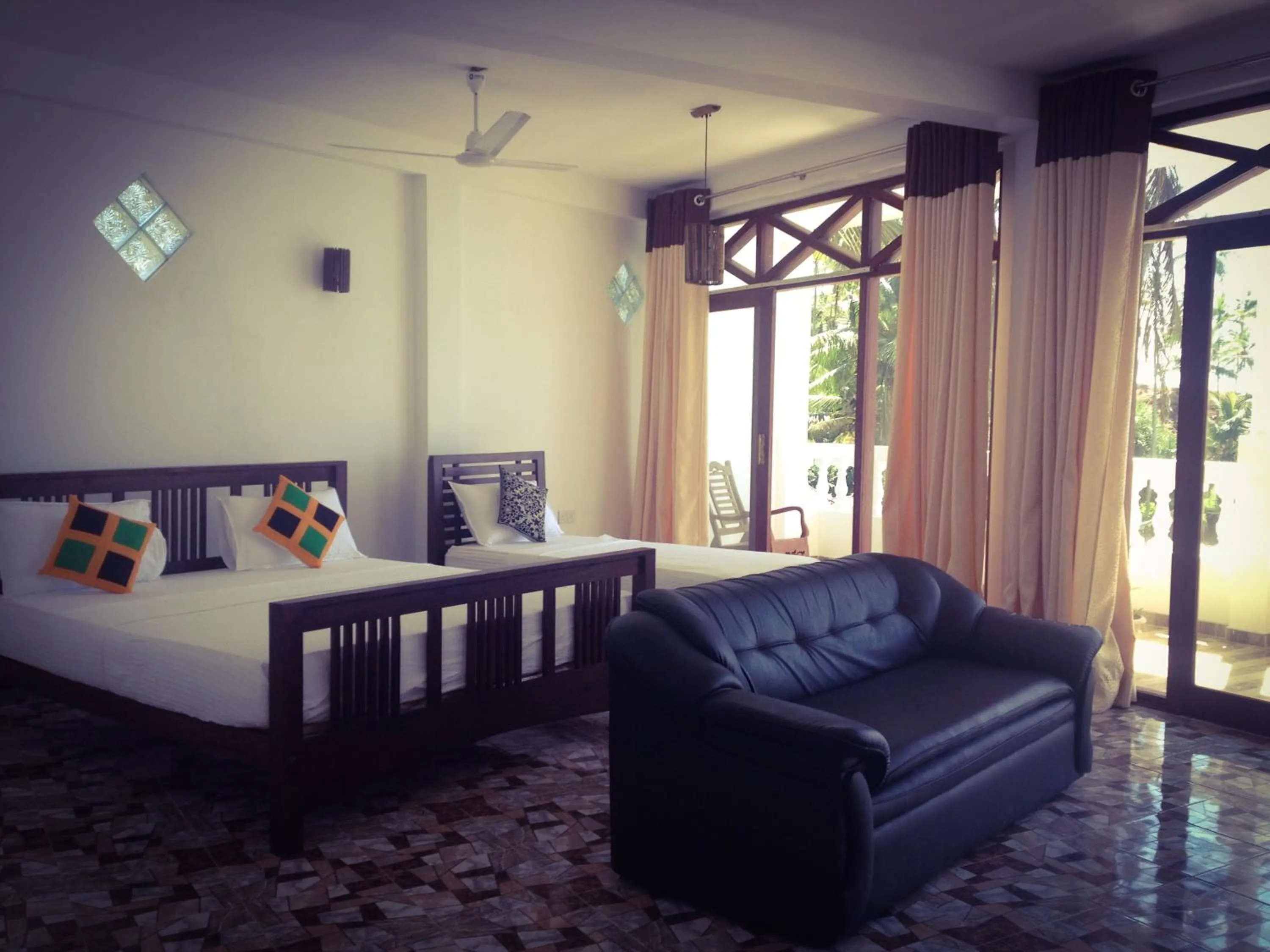 bunk bed, Bed in Mirissa Seastar