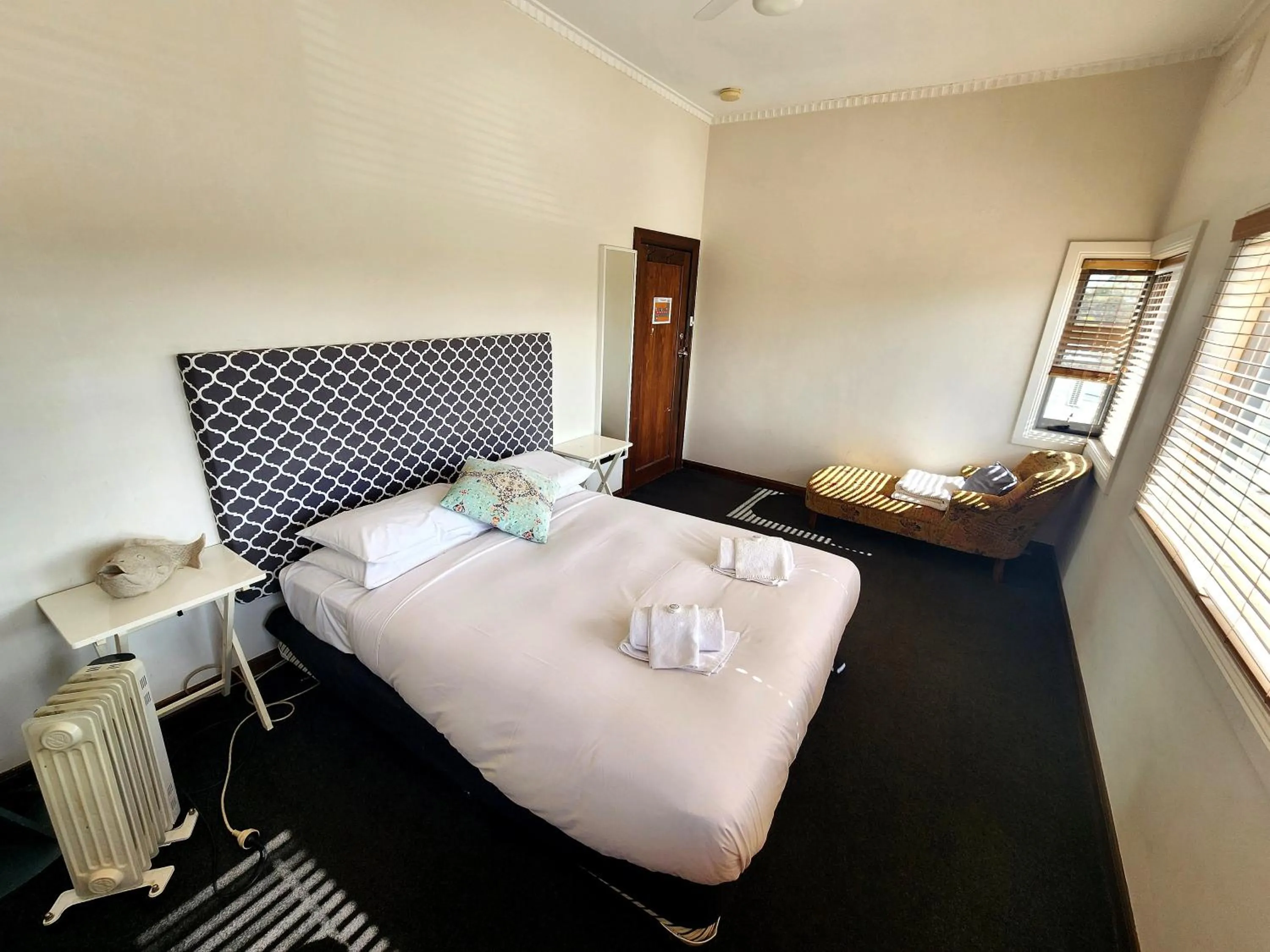 Photo of the whole room, Bed in Fish Creek Hotel