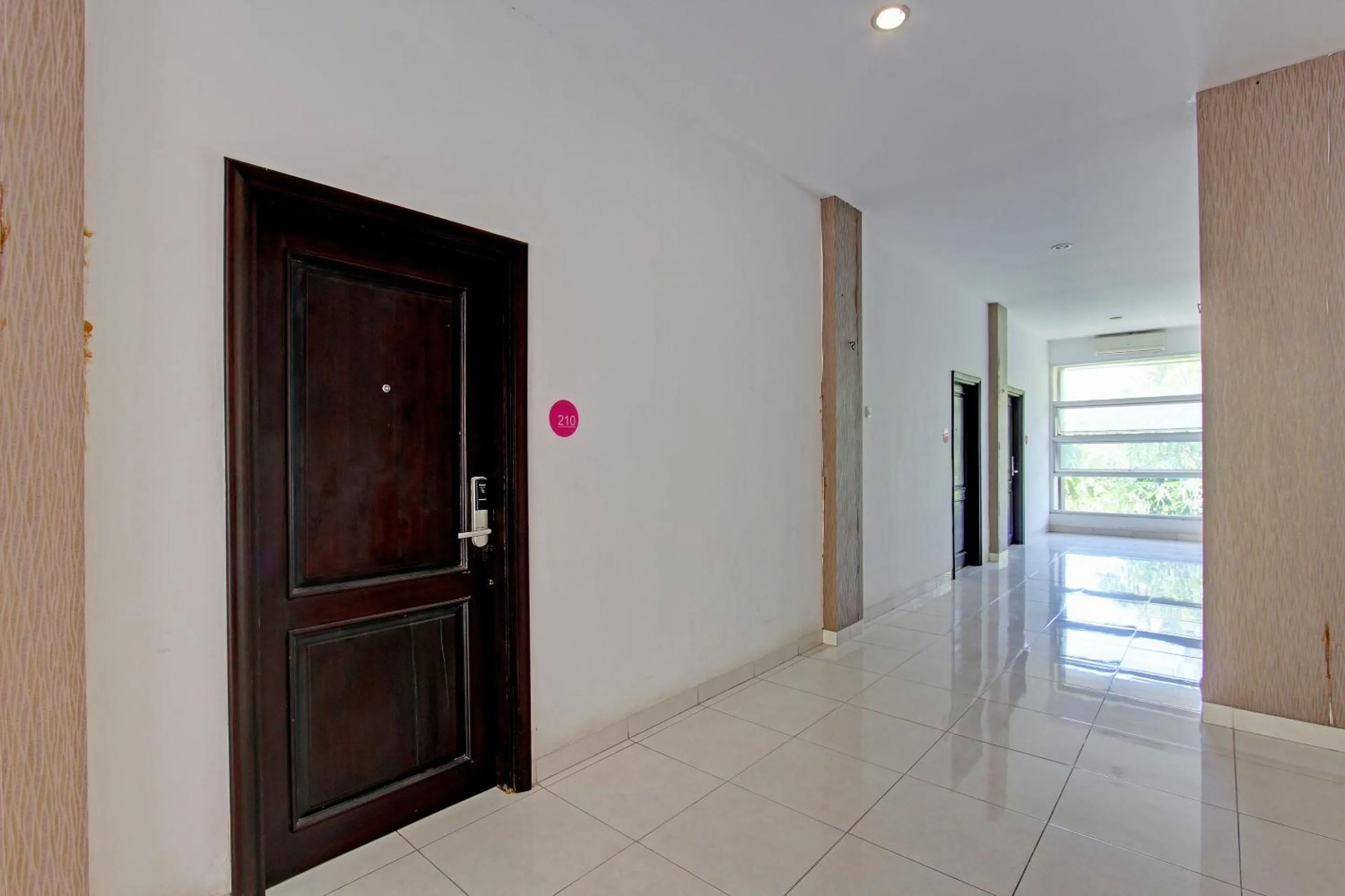 Lobby or reception in Collection O Gunung Kidul Near Baron Beach Formerly Orchid Hotel