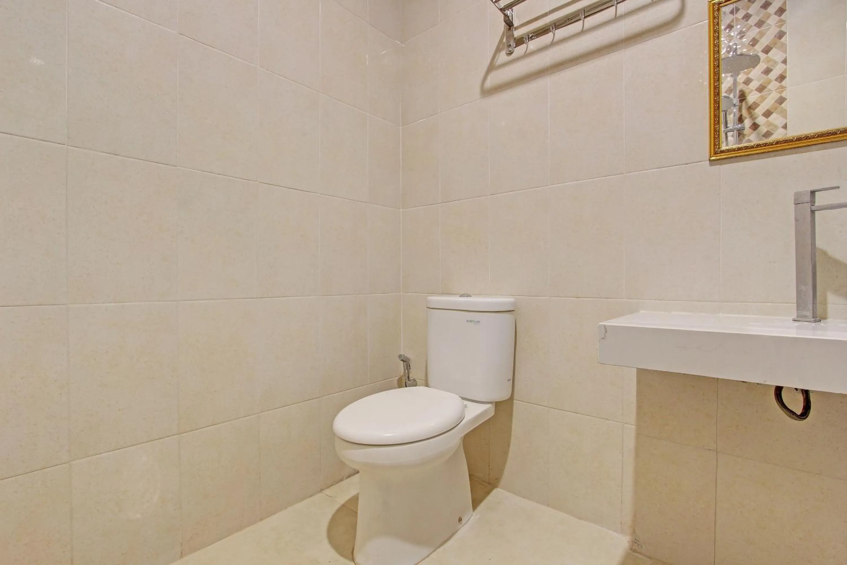 Bathroom in Collection O Gunung Kidul Near Baron Beach Formerly Orchid Hotel