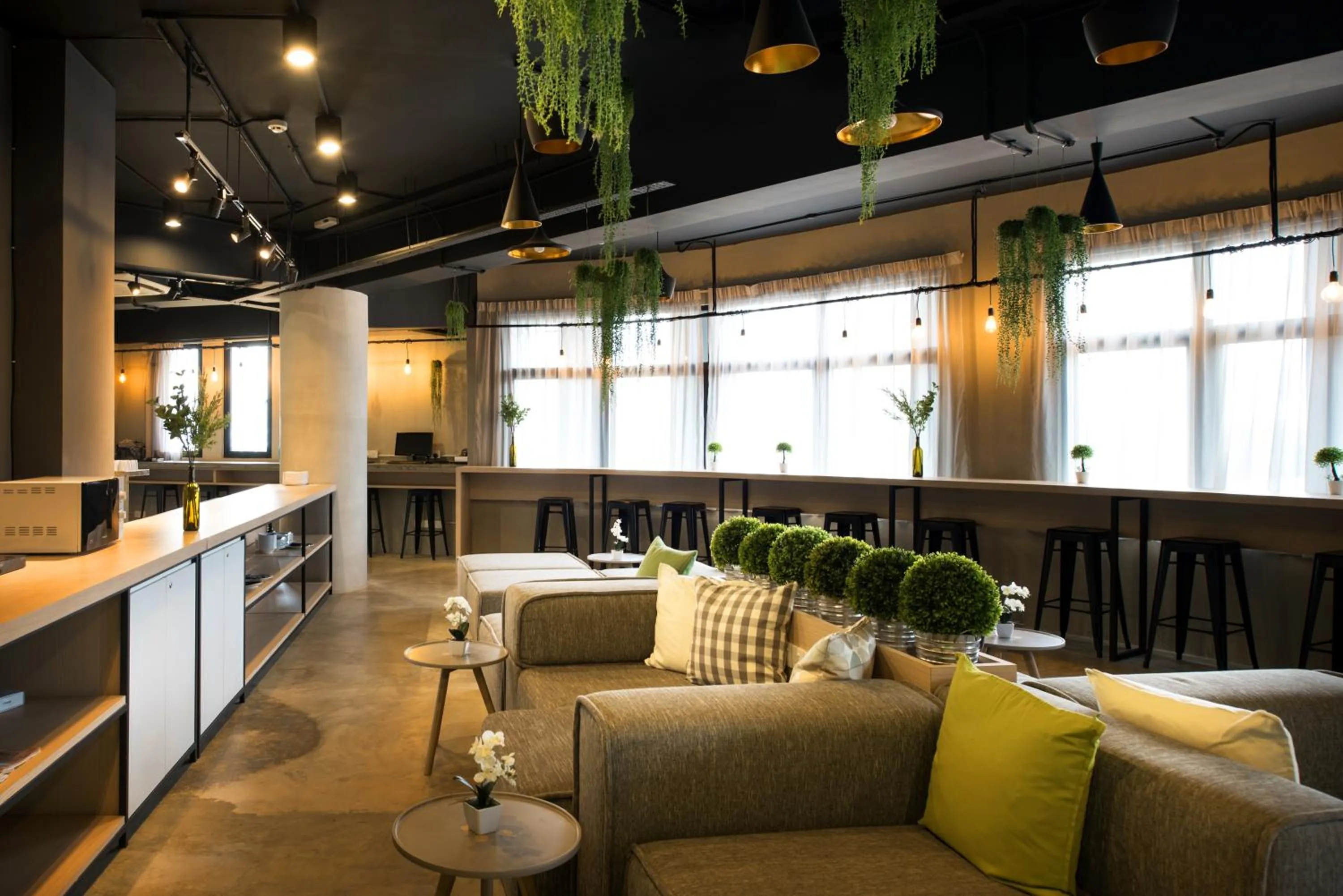 Communal lounge/ TV room in Tido Hostel Penang