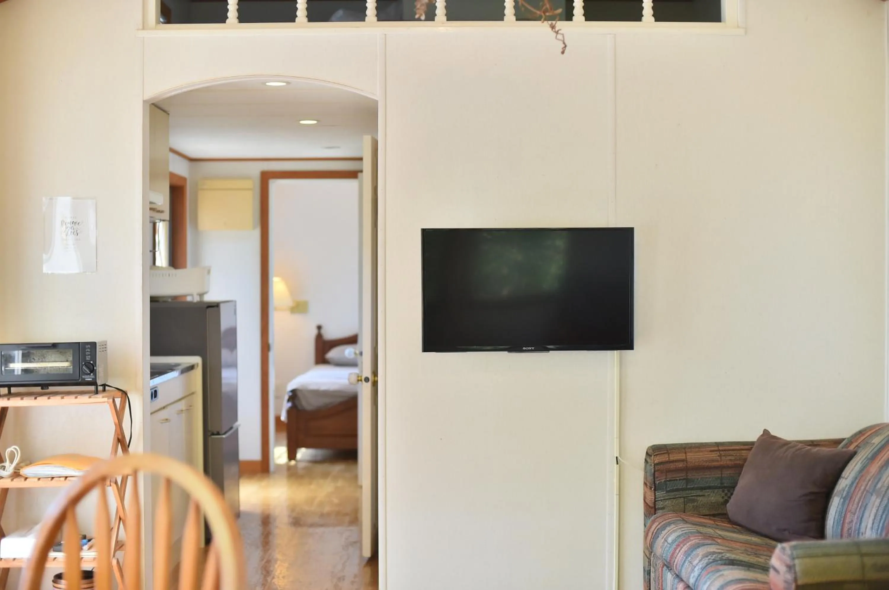 Living room, Bed in PANORAMA Ocean View Cottage
