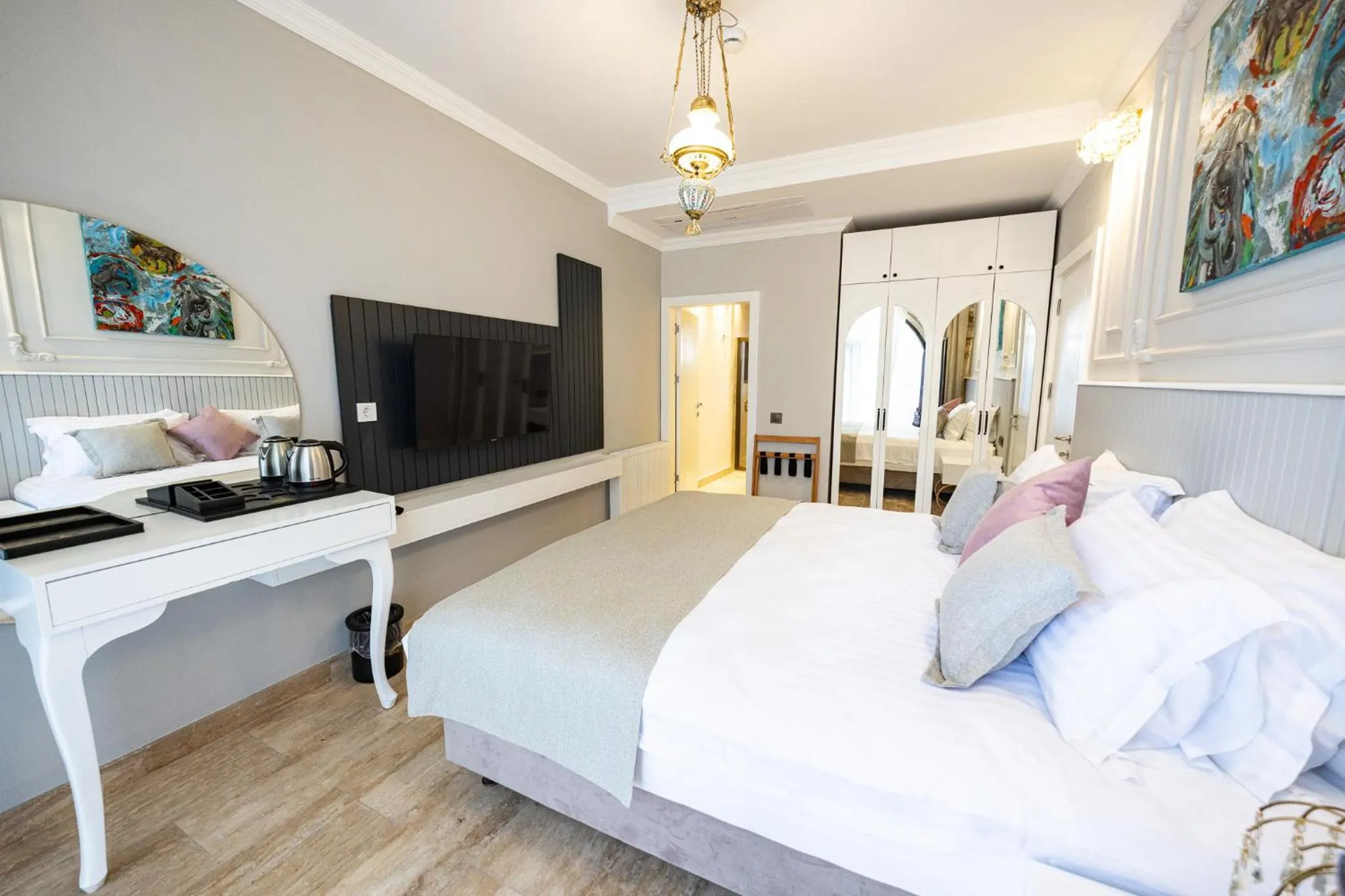 Atrium Suites Taş Konak