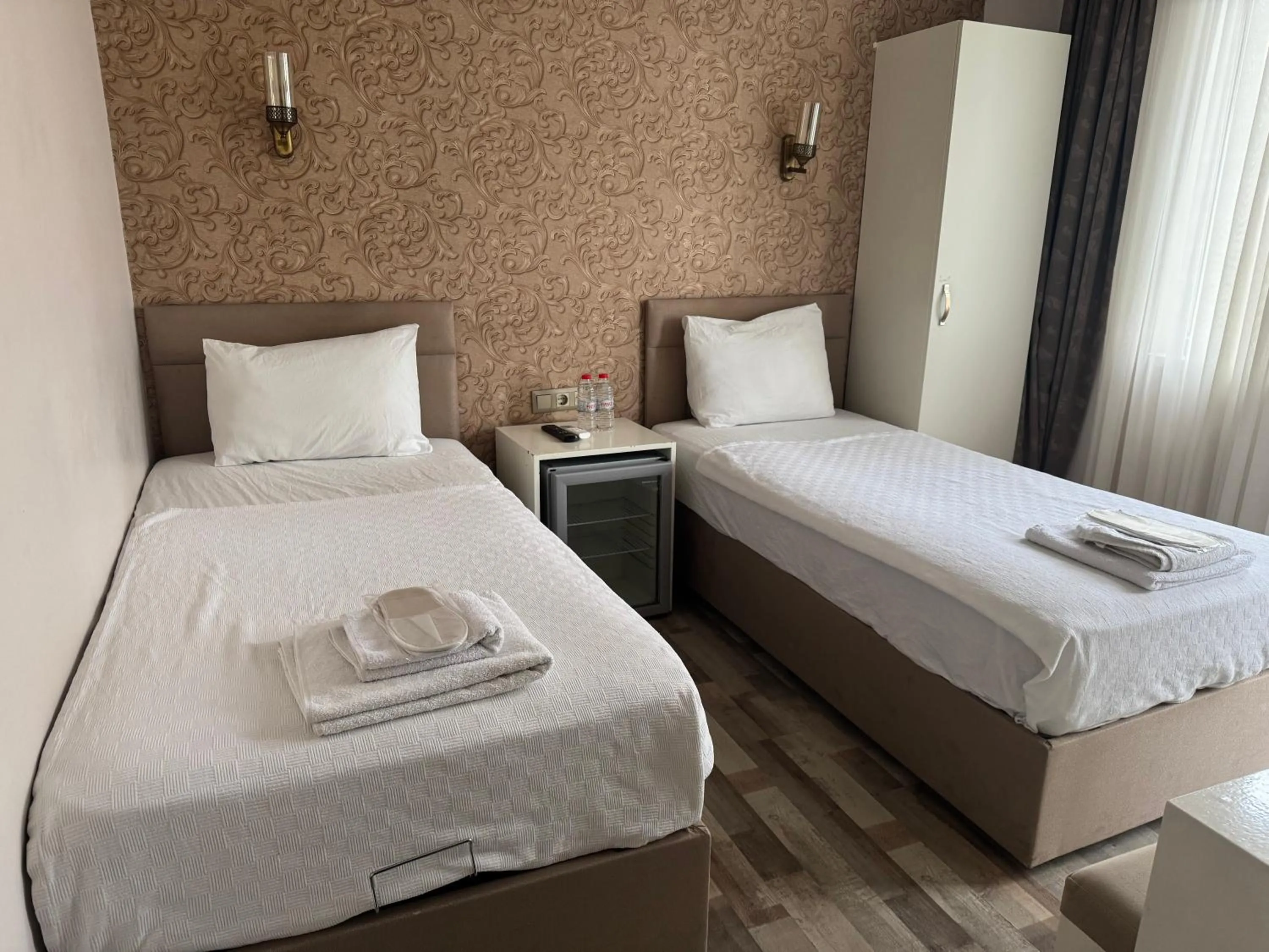 Bed in Send Apart Otel