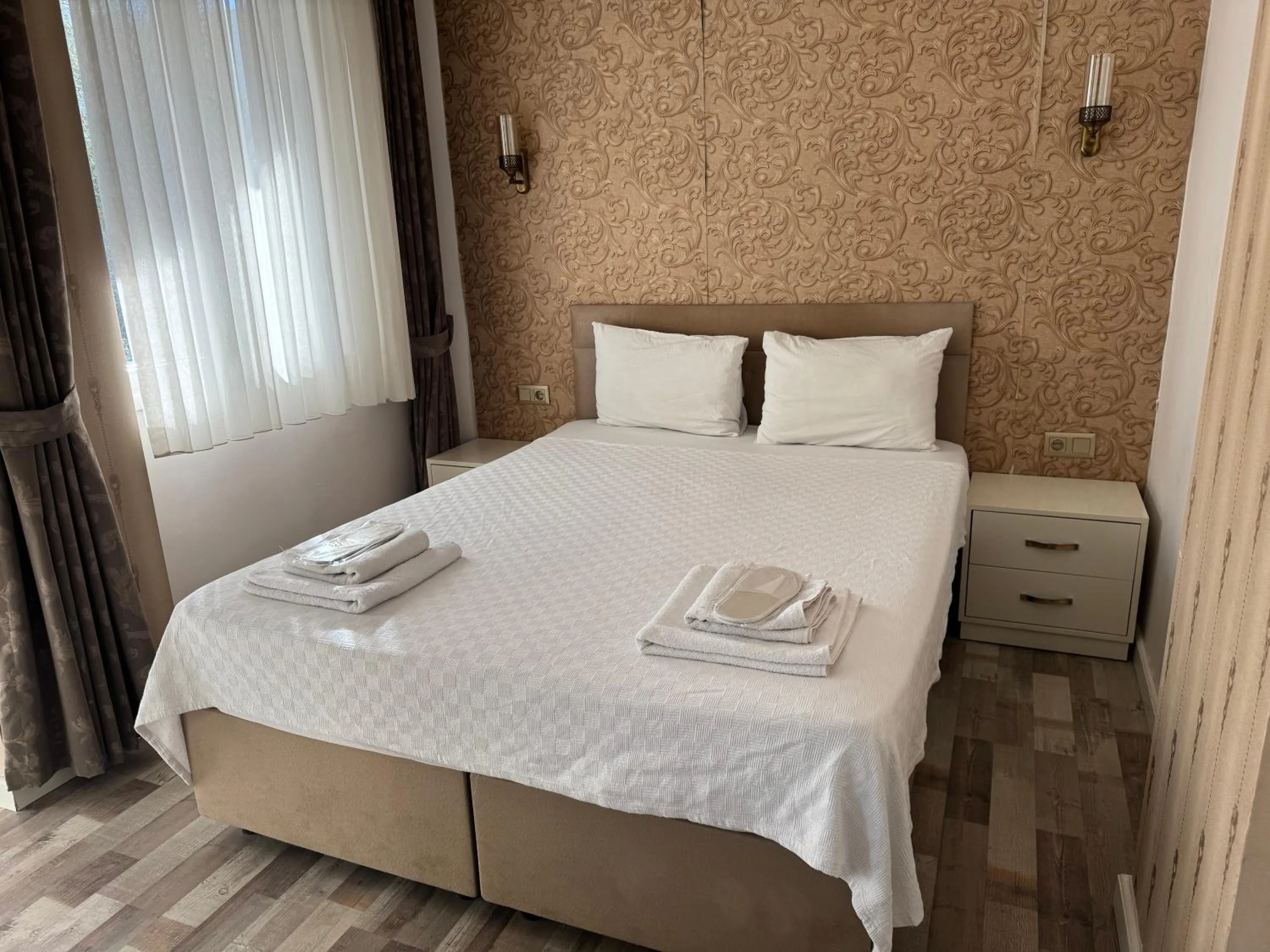 Bed in Send Apart Otel