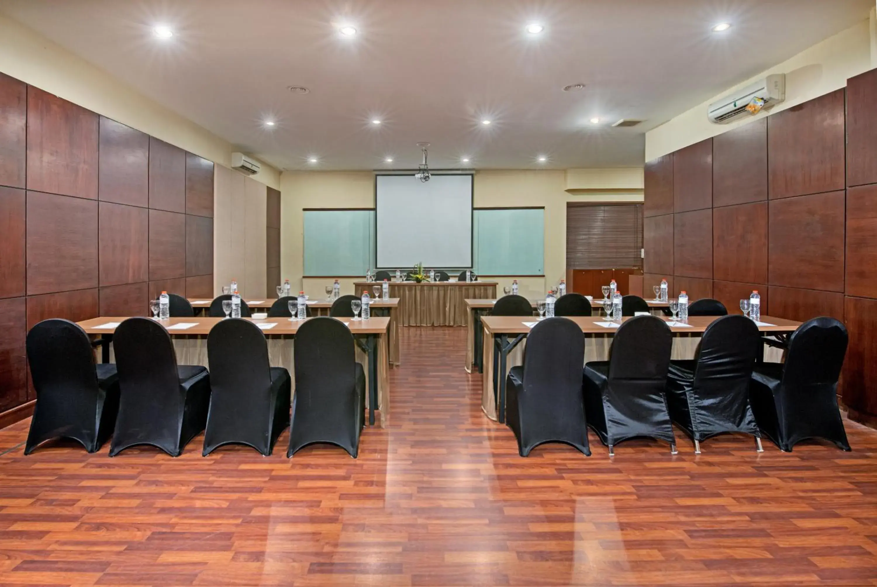 Meeting/conference room in Whiz Prime Hotel Darmo Harapan Surabaya