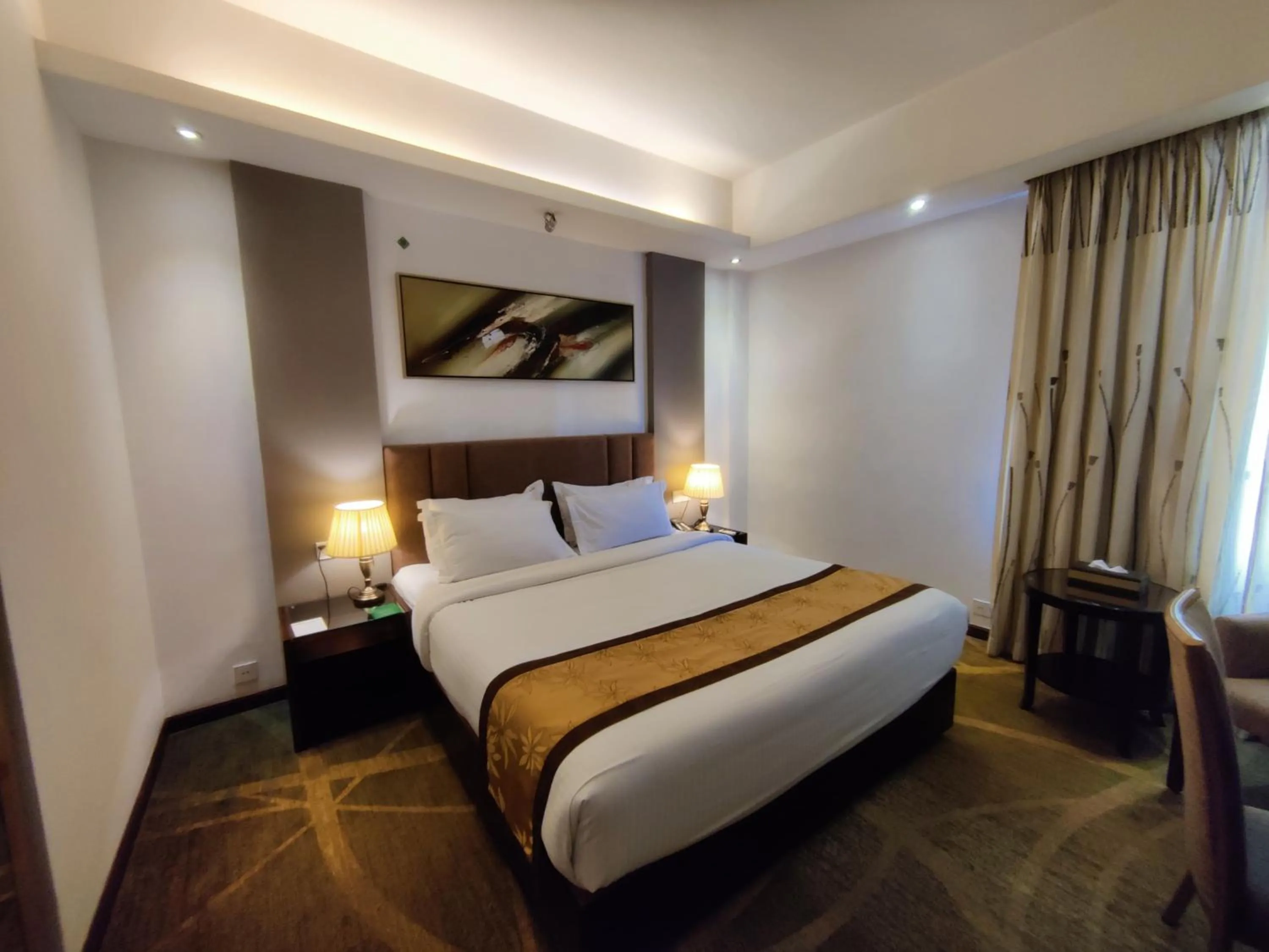 Bed in Hotel Bengal Canary Park