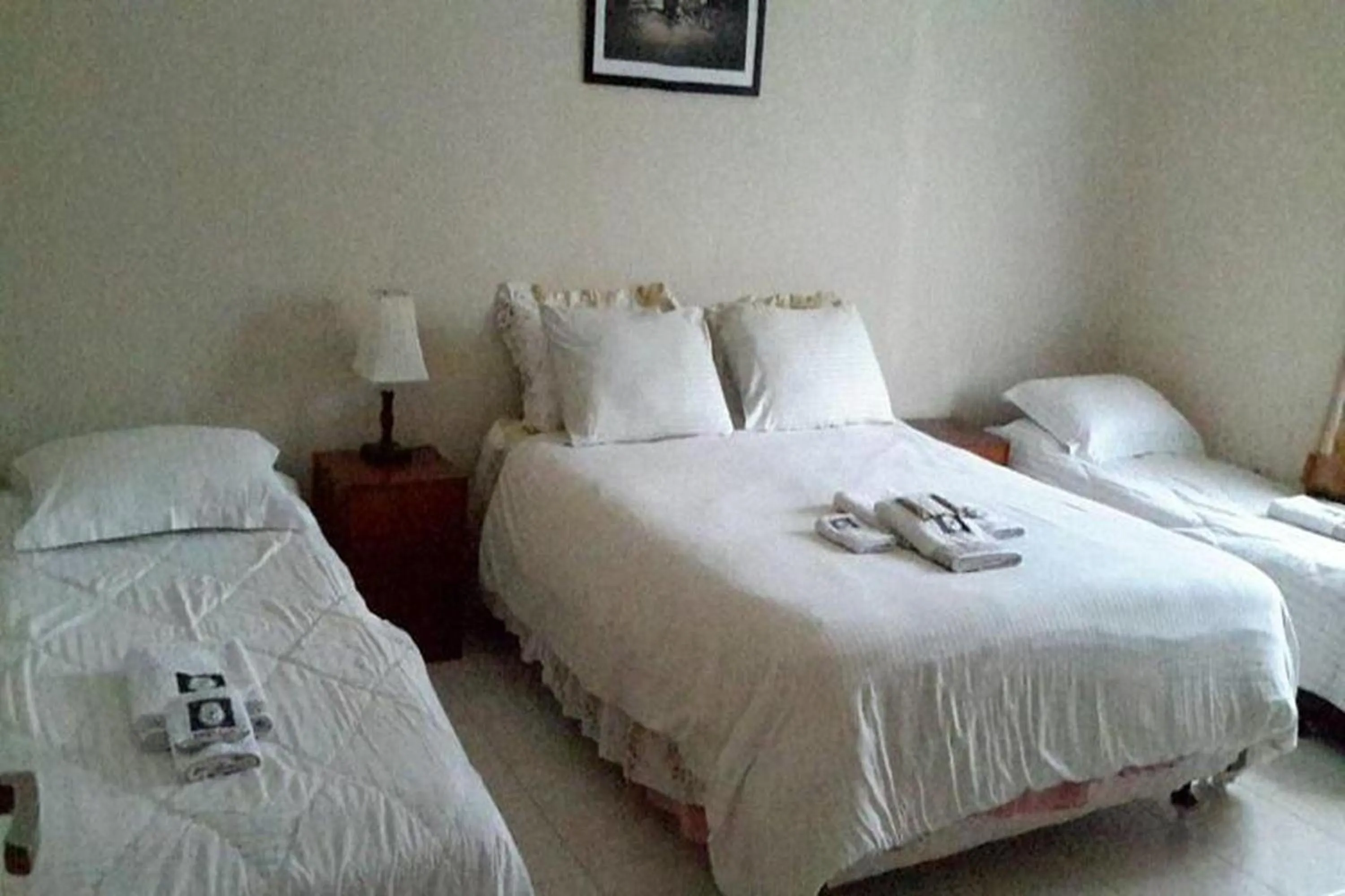 Photo of the whole room, Bed in Whiterose Guesthouse