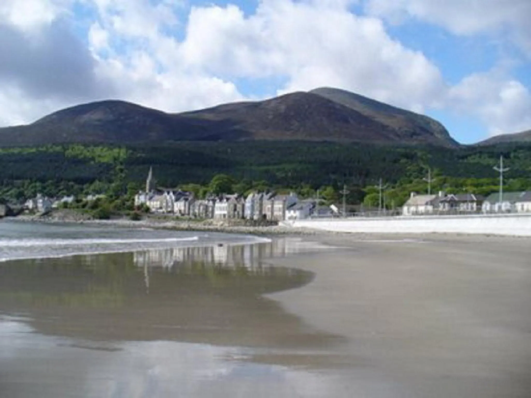 Beach in Snooze Apartments