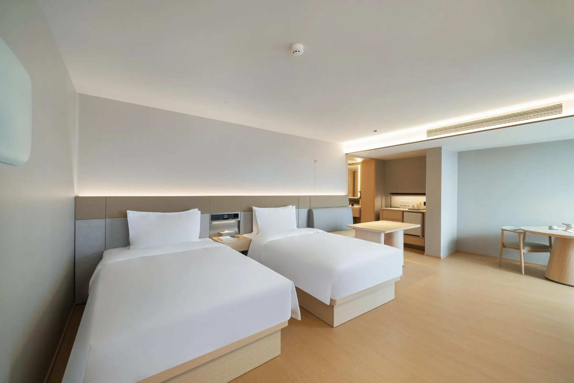 Bed in JI Hotel Sanya Center