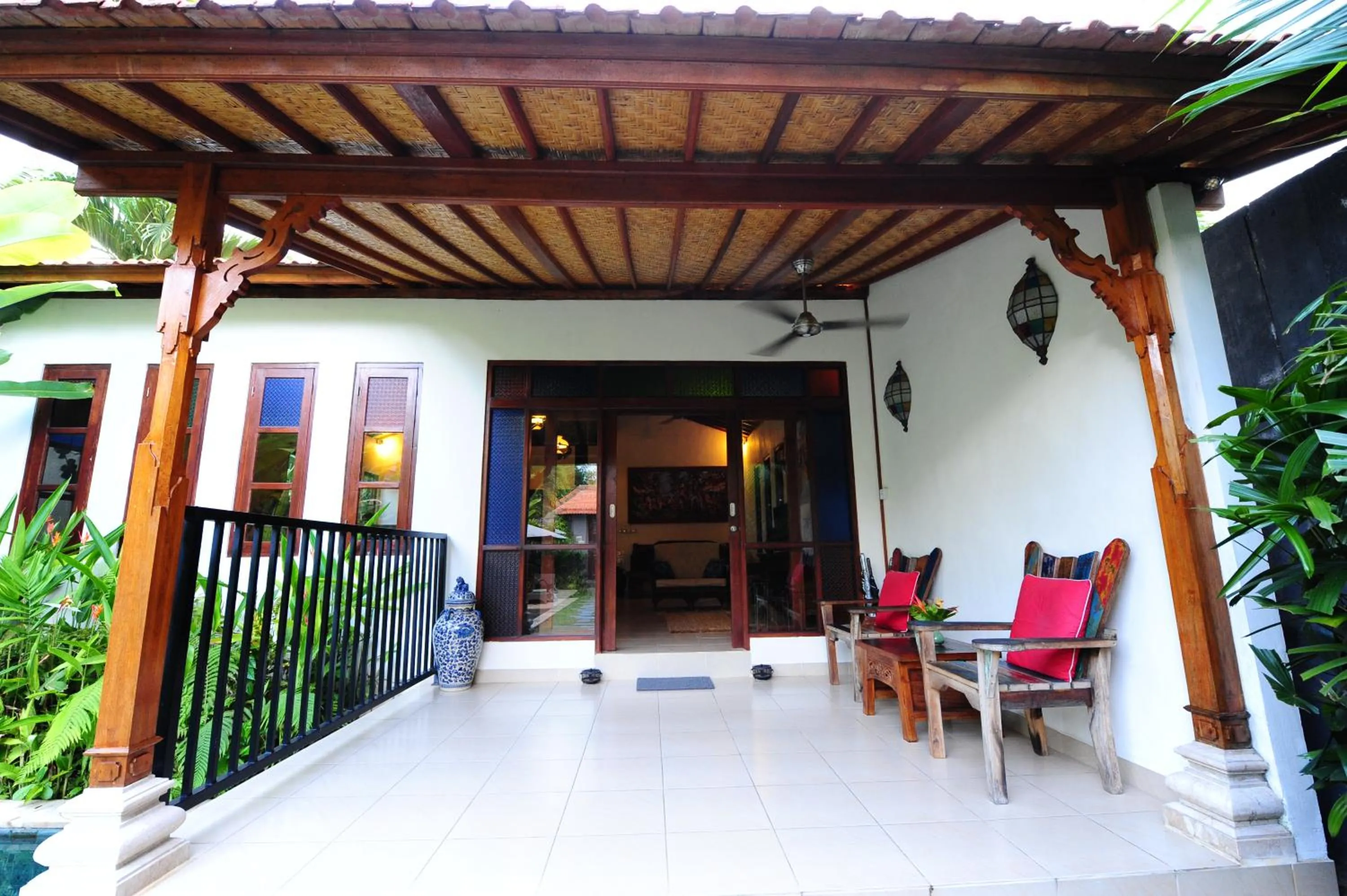 Patio in Villa Paradise