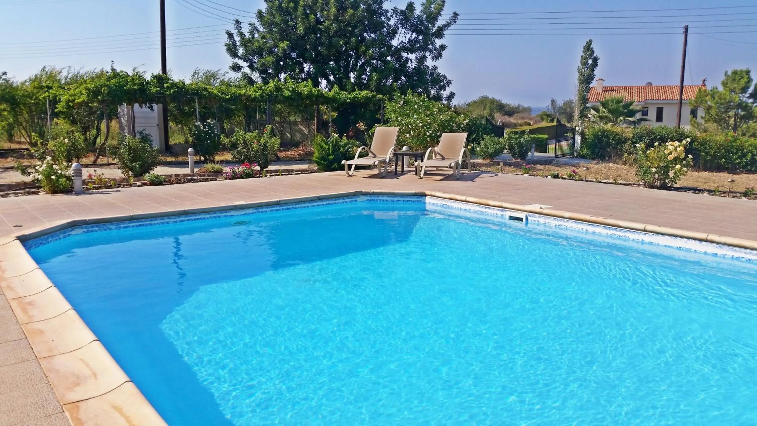Garden in Eliofos Luxury Villa