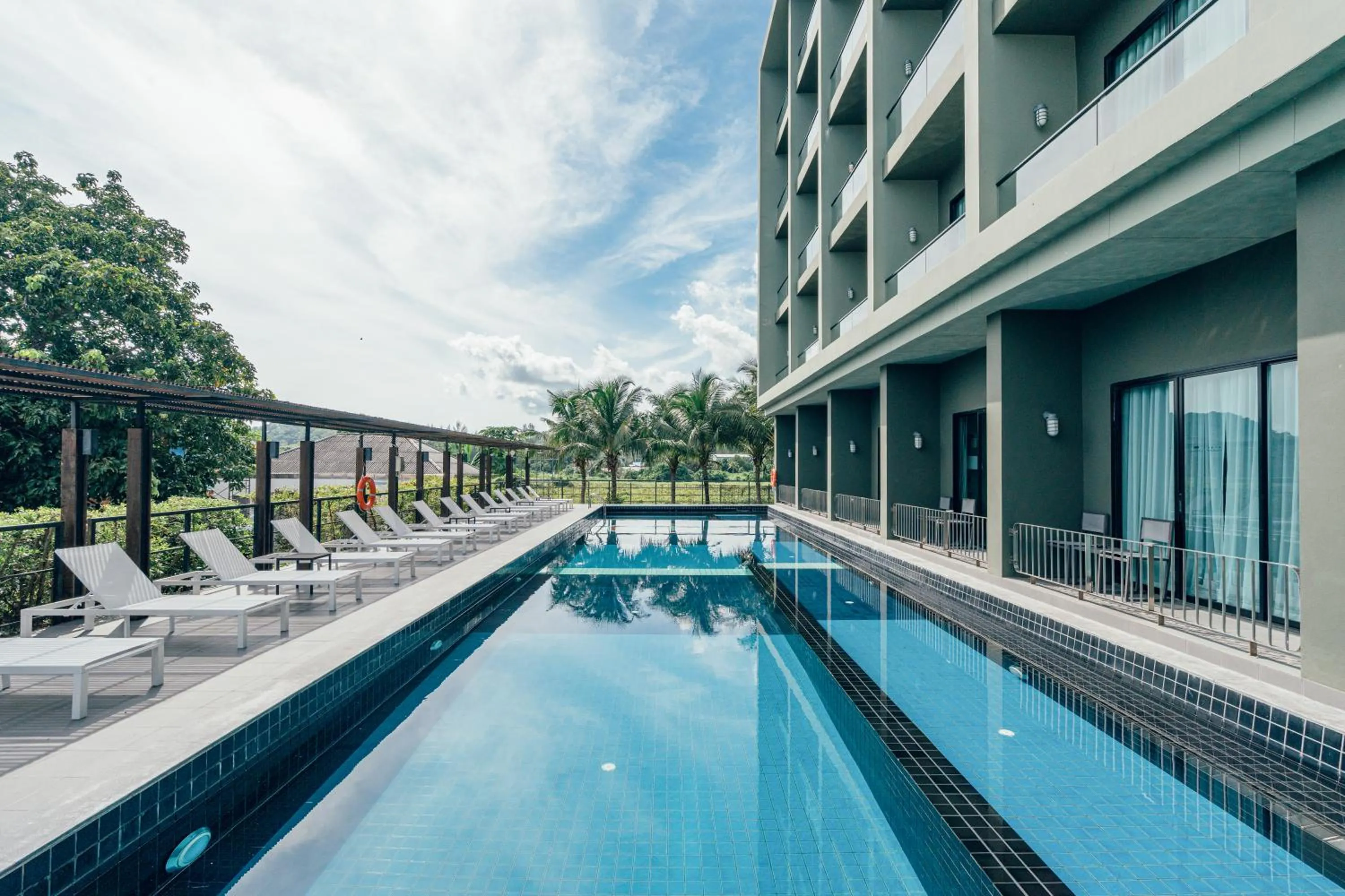 Swimming pool in Sugar Marina Hotel -AVIATOR- Phuket Airport