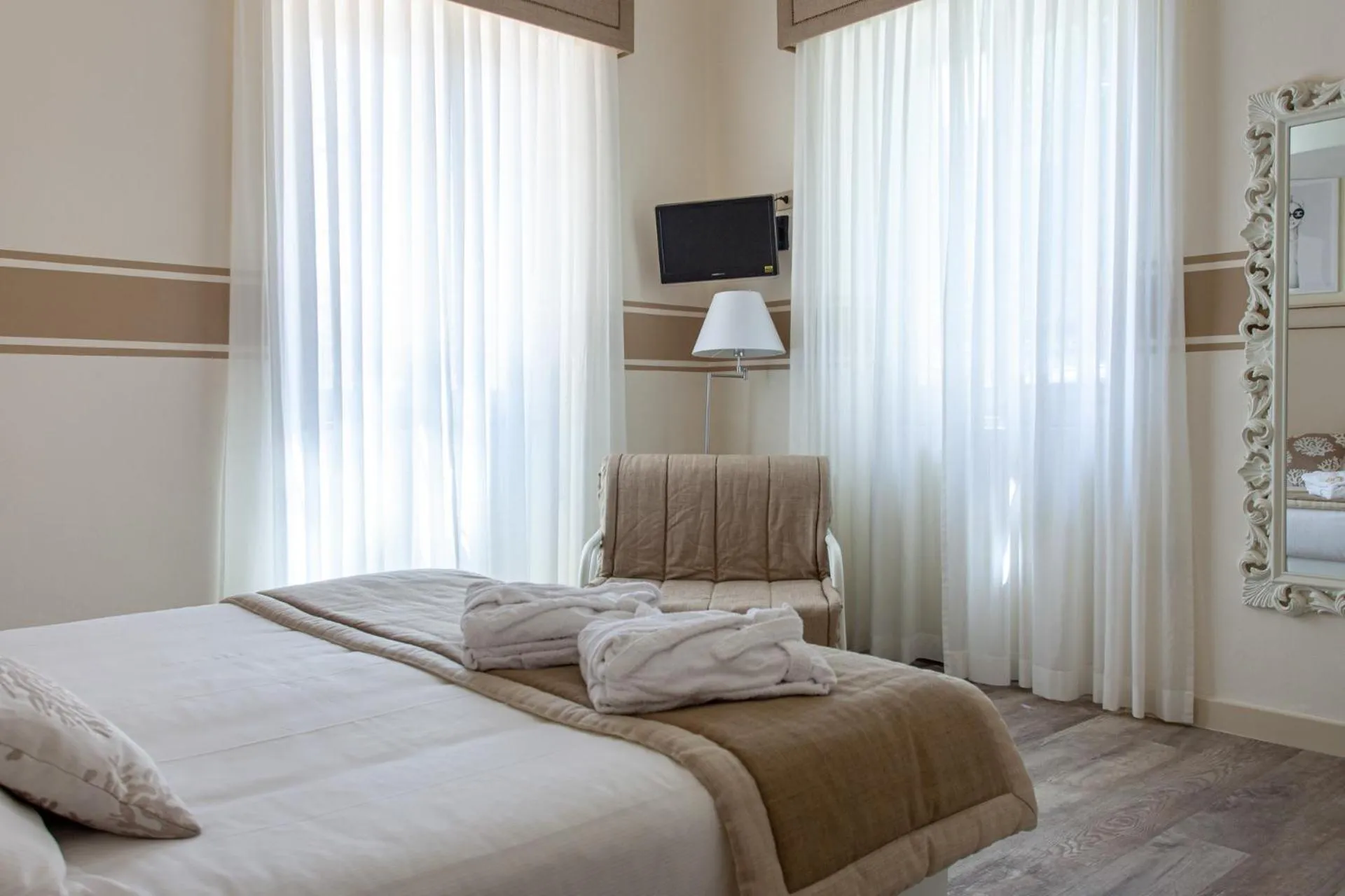 Bed in Hotel Olimpia