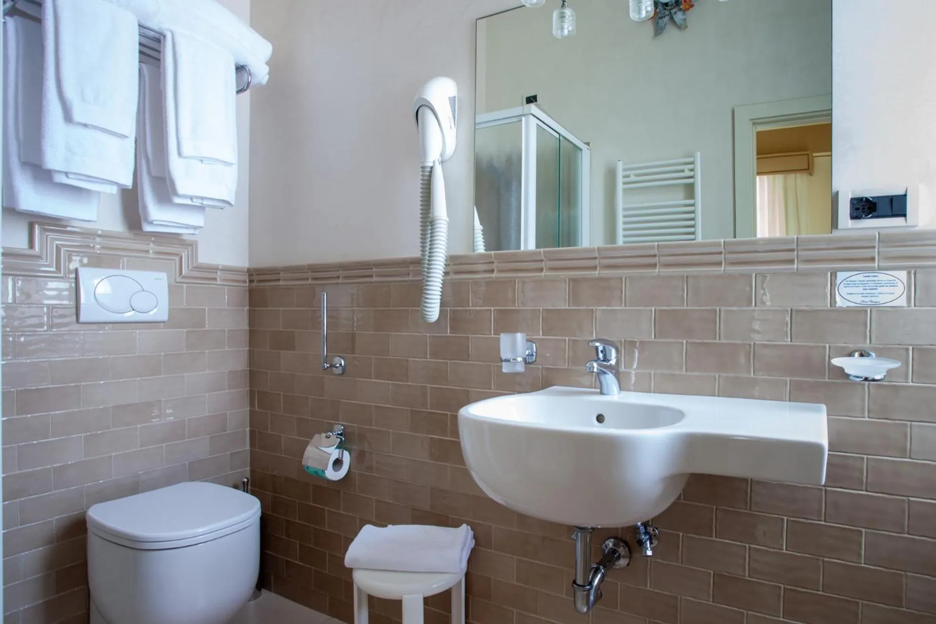 Bathroom in Hotel Olimpia