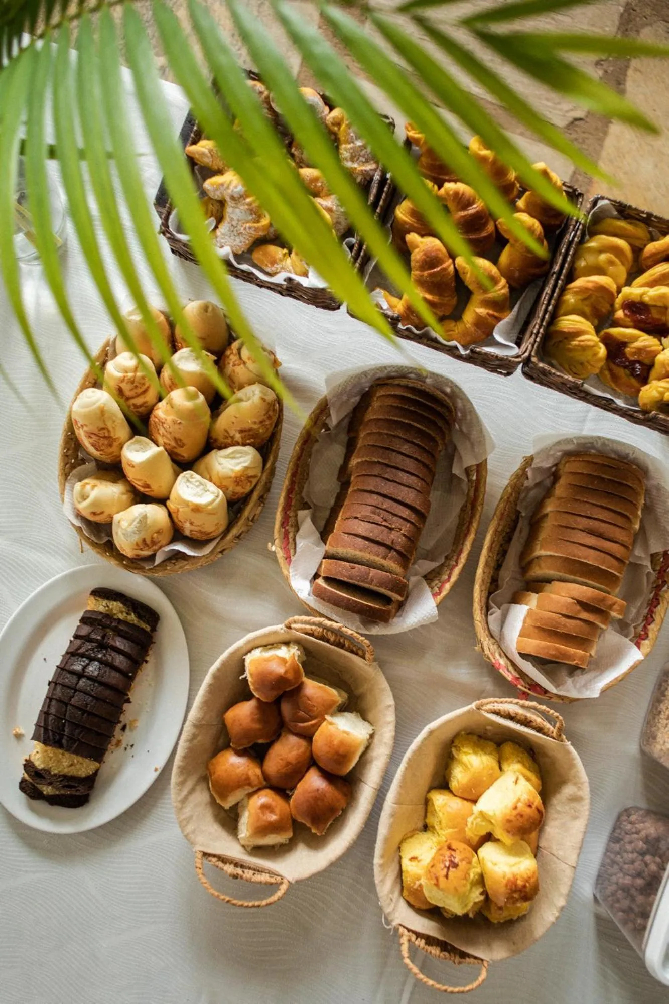 Buffet breakfast in Hibiscus Beach