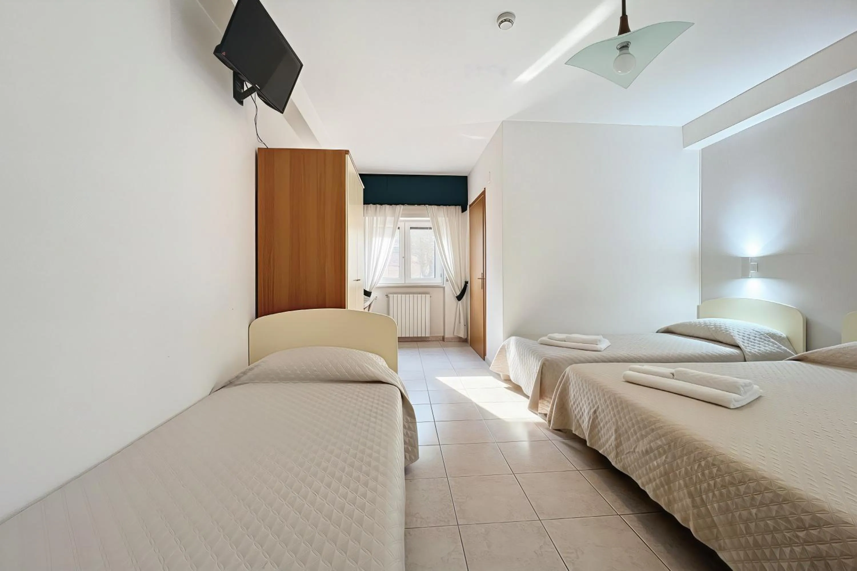 Property building, Bed in Santangelo