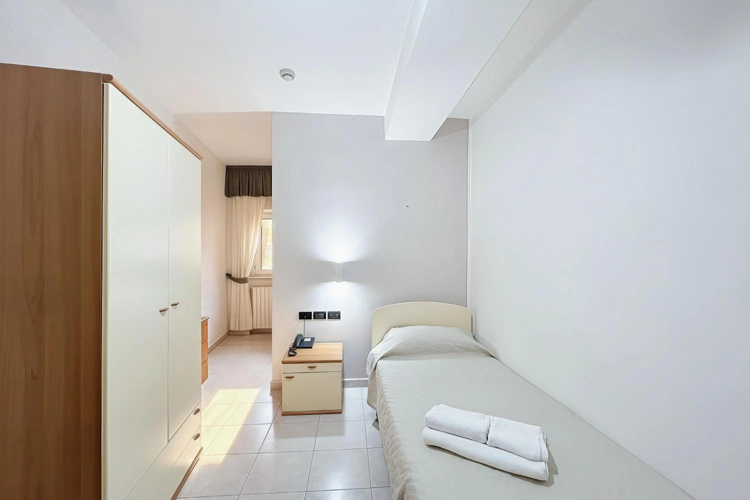 Property building, Bed in Santangelo