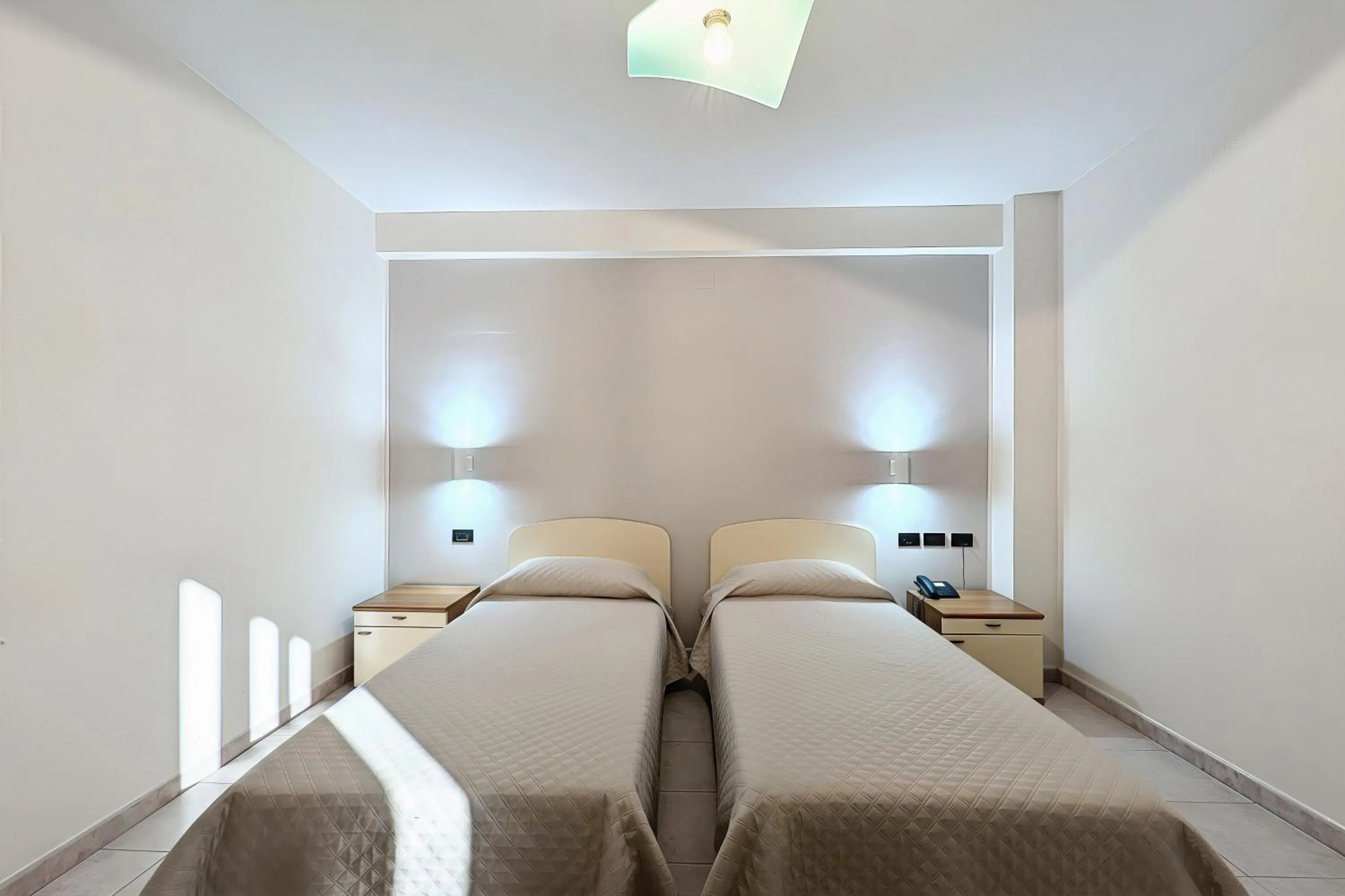 Property building, Bed in Santangelo