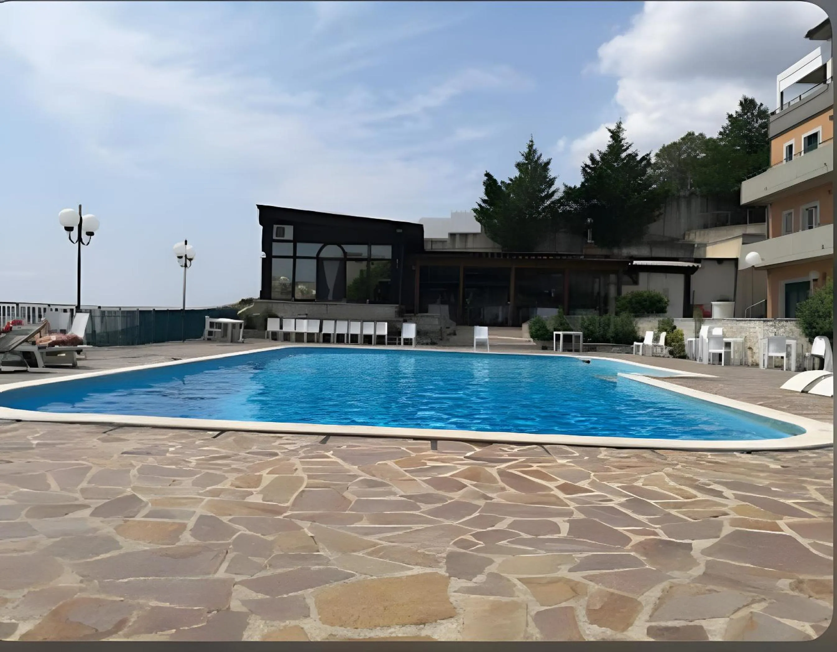 Property building in Santangelo