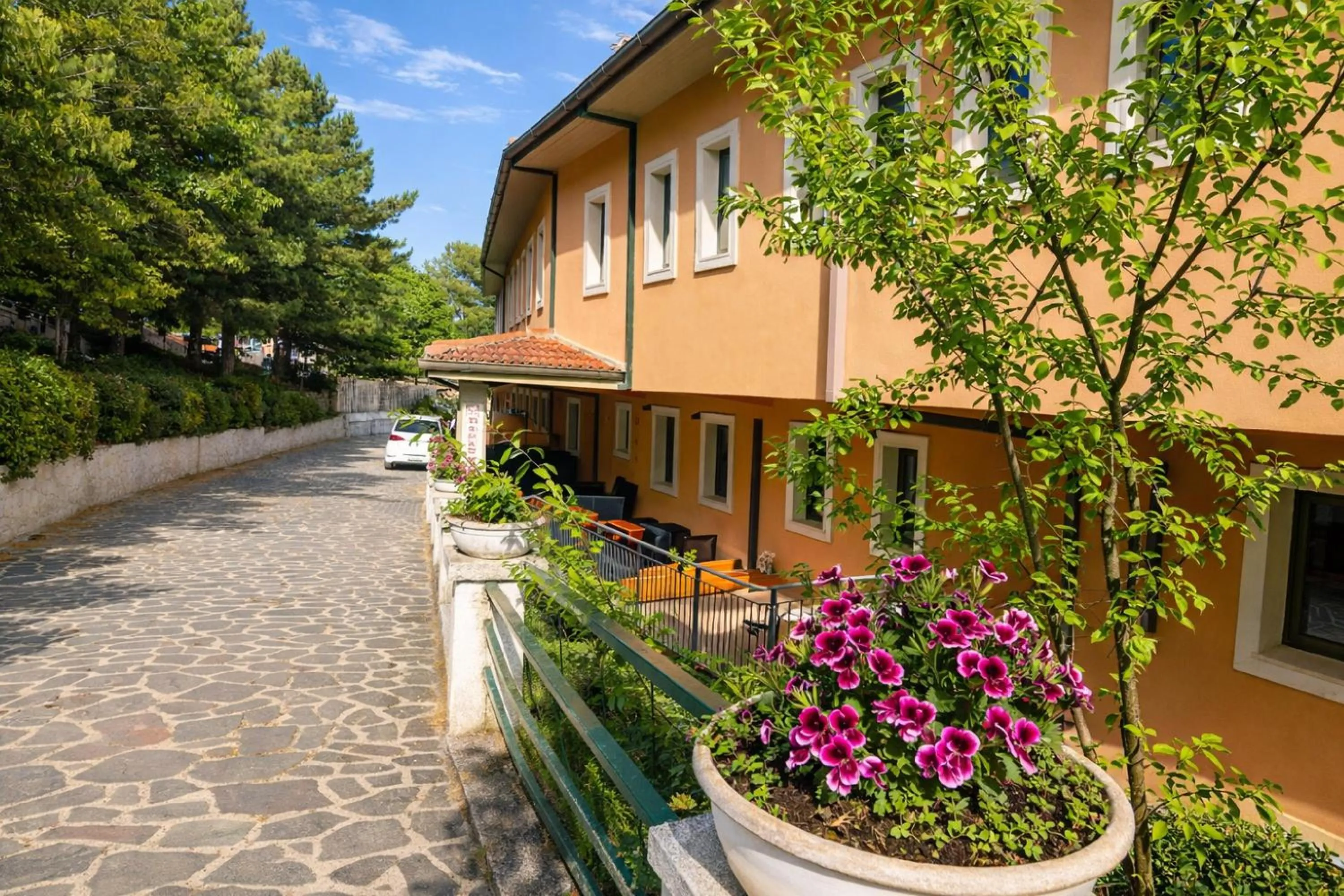 Property building in Santangelo