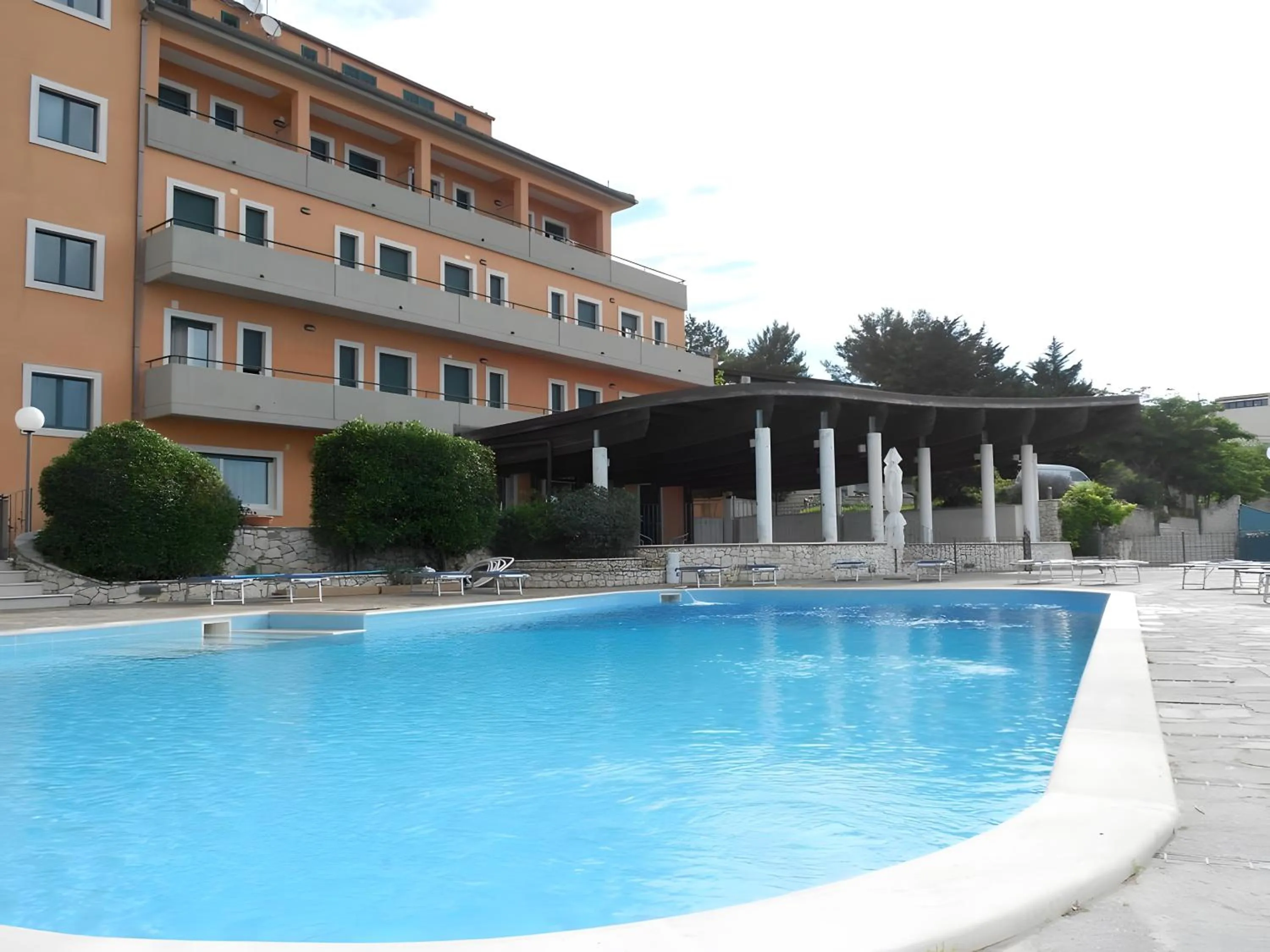 Property building in Santangelo