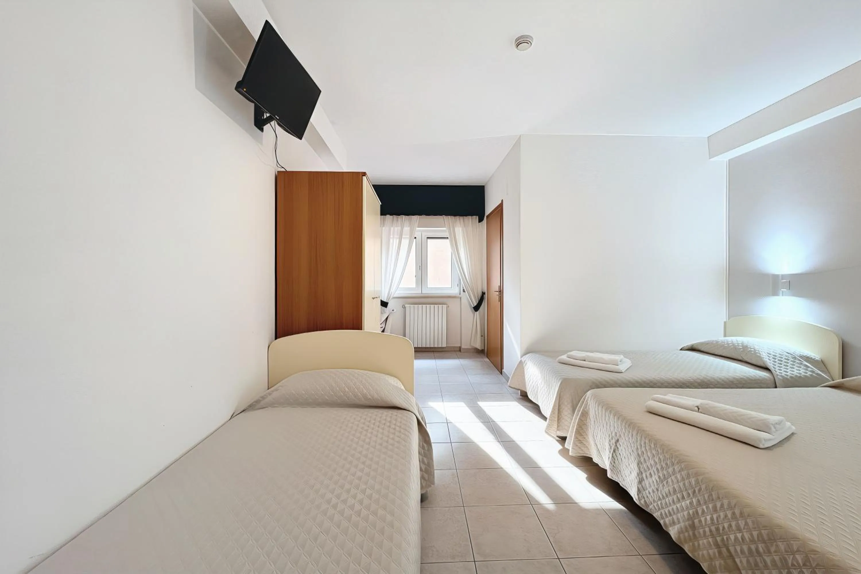 Property building, Bed in Santangelo