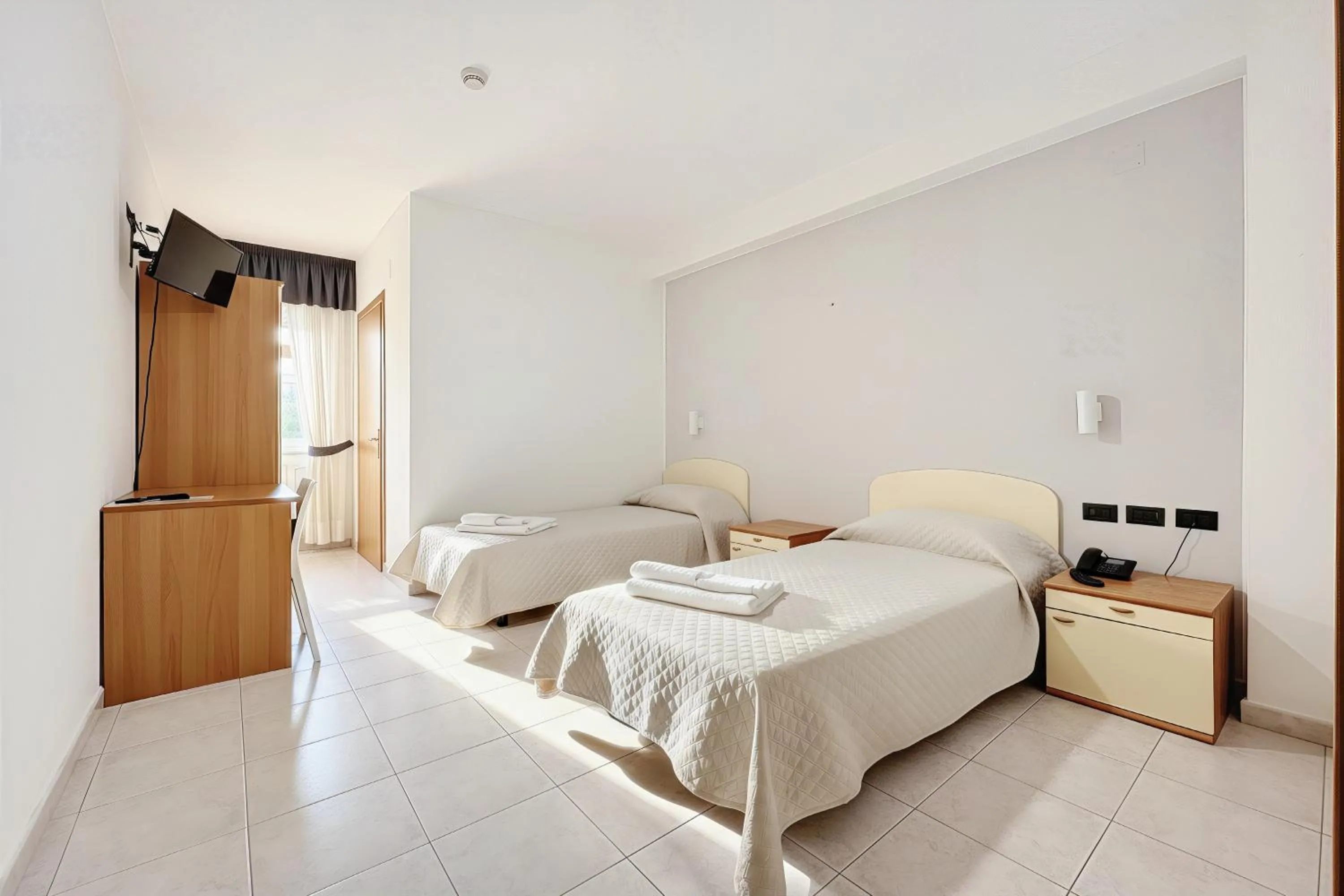 Property building, Bed in Santangelo