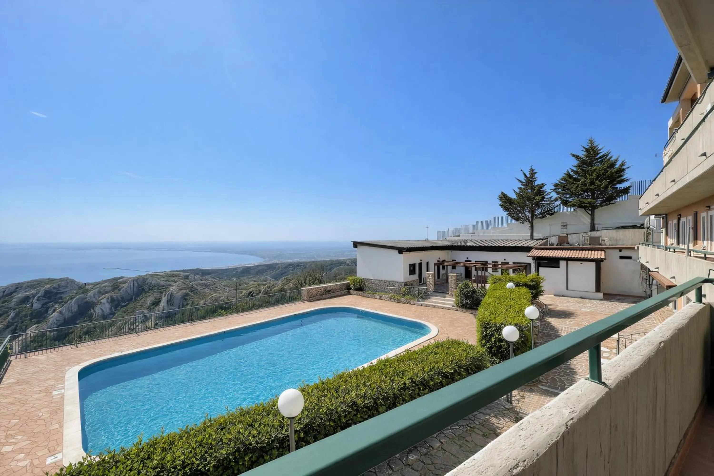 Property building in Santangelo