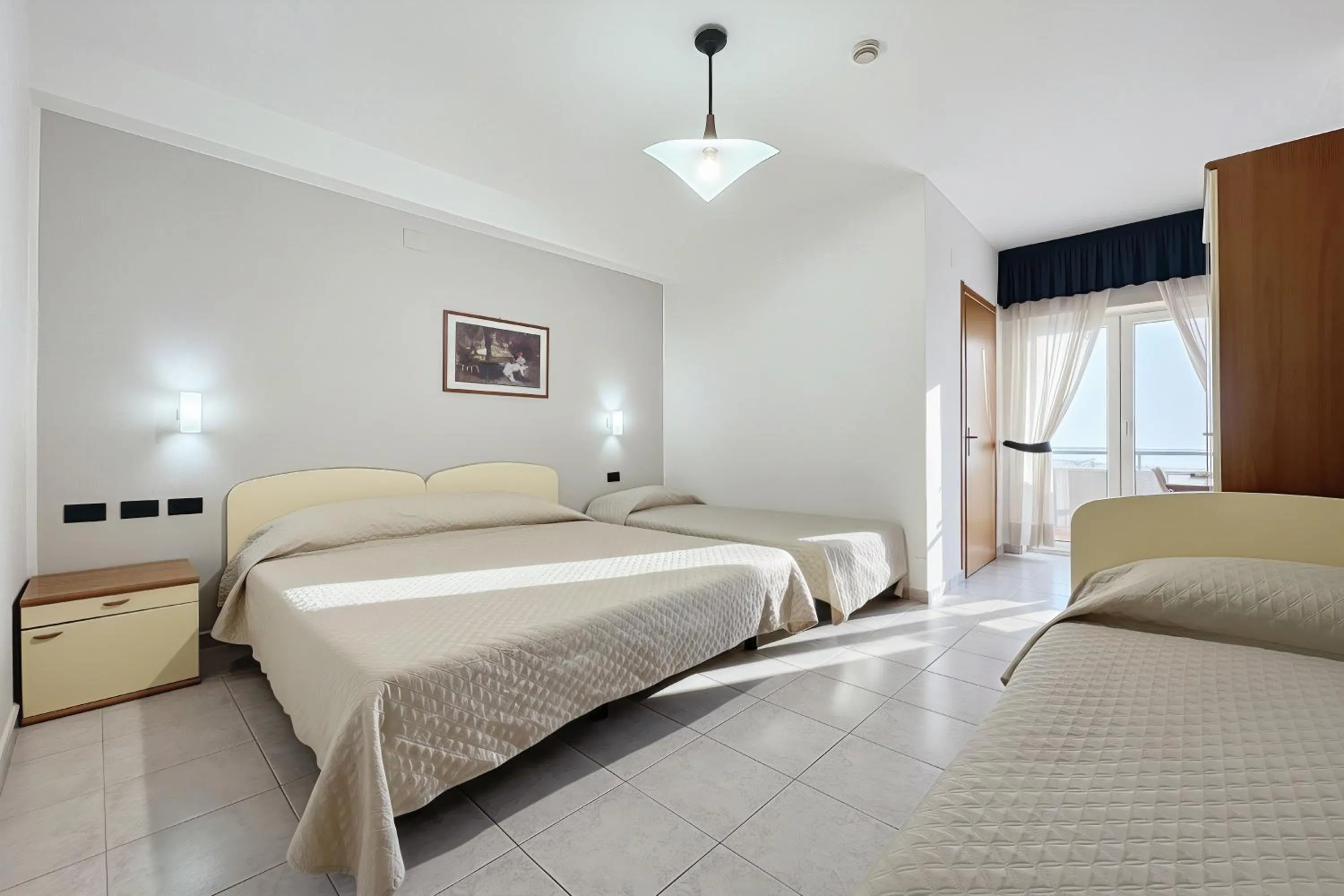 Property building, Bed in Santangelo