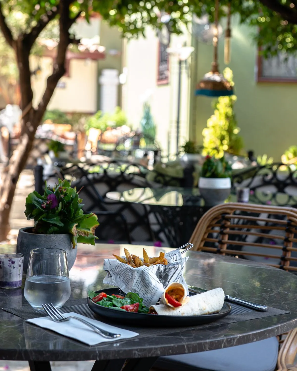 Food and drinks in Tuvana Hotel