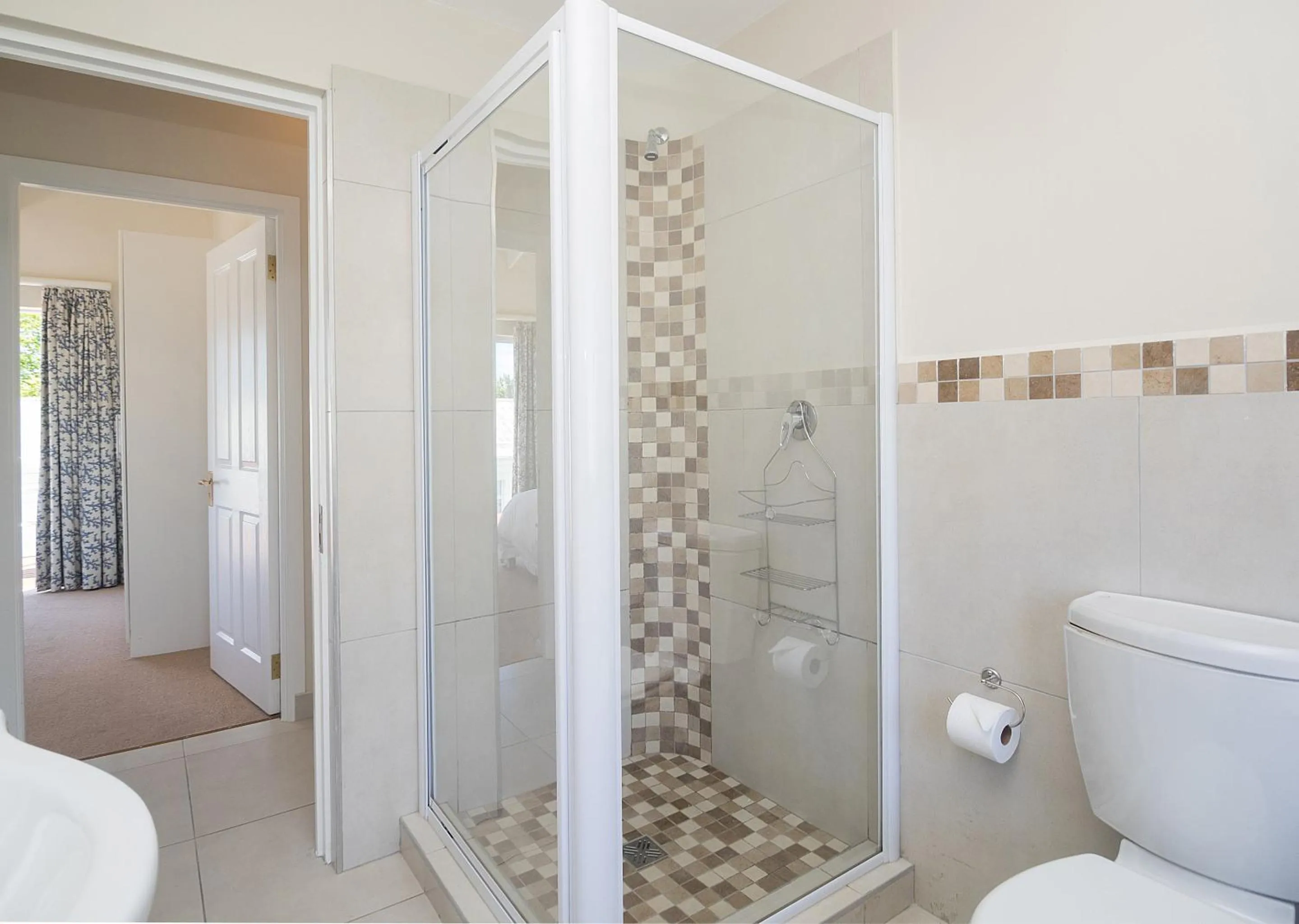 Shower in Oaklands On The Knoll by Dream Resorts