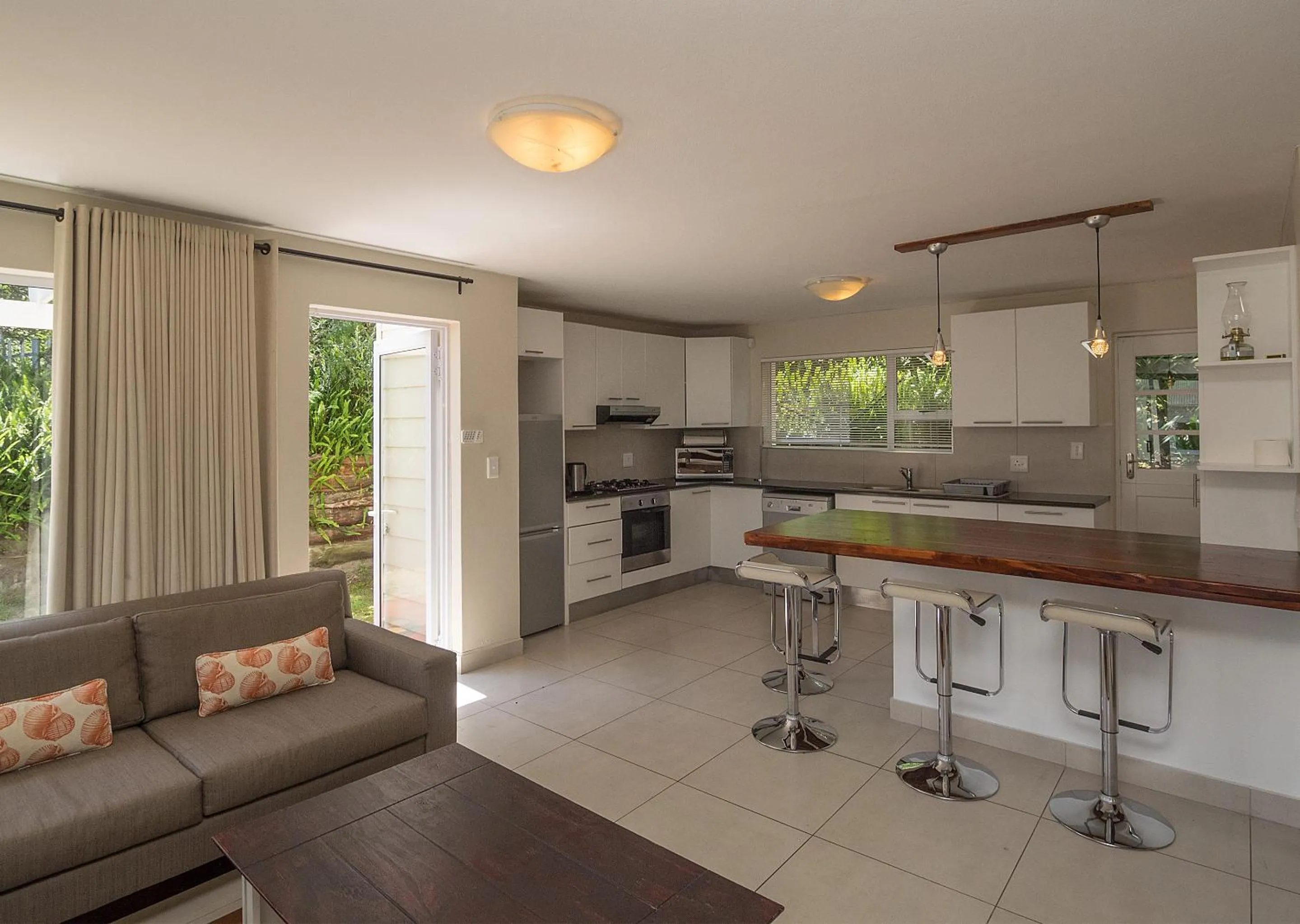 Kitchen or kitchenette in Oaklands On The Knoll by Dream Resorts