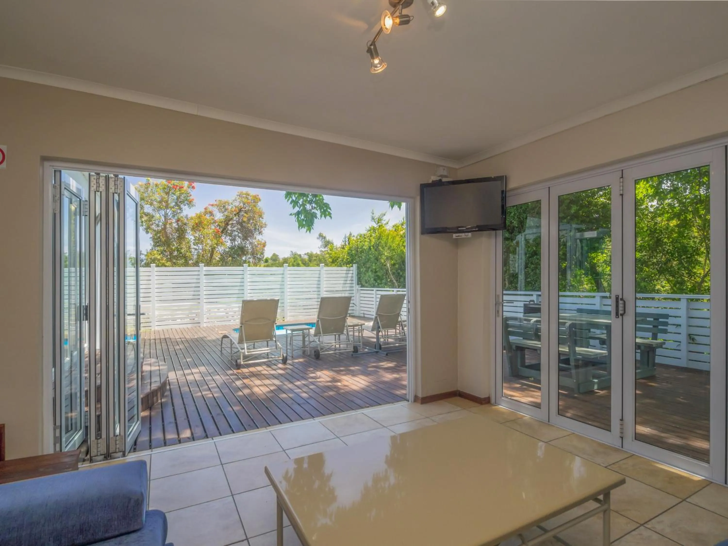 Patio in Oaklands On The Knoll by Dream Resorts