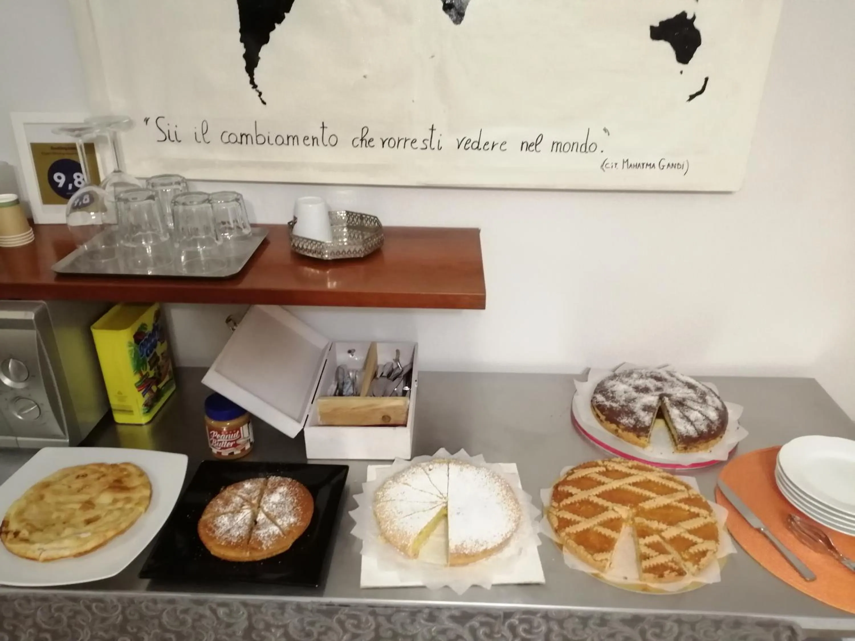 Breakfast in Villa Oasi