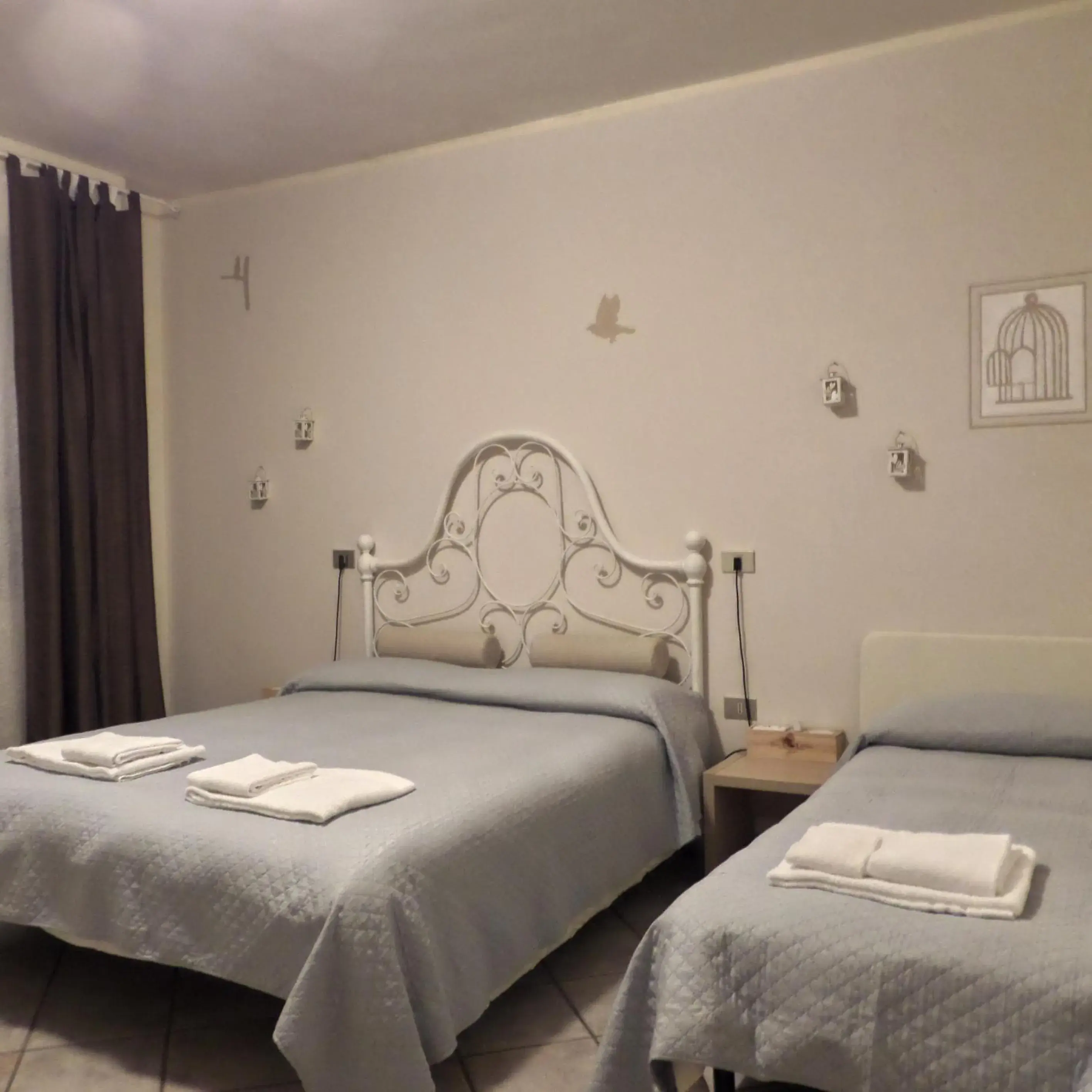 Triple Room with Private Bathroom in Villa Oasi Triple Room with Private Bathroom in Villa Oasi