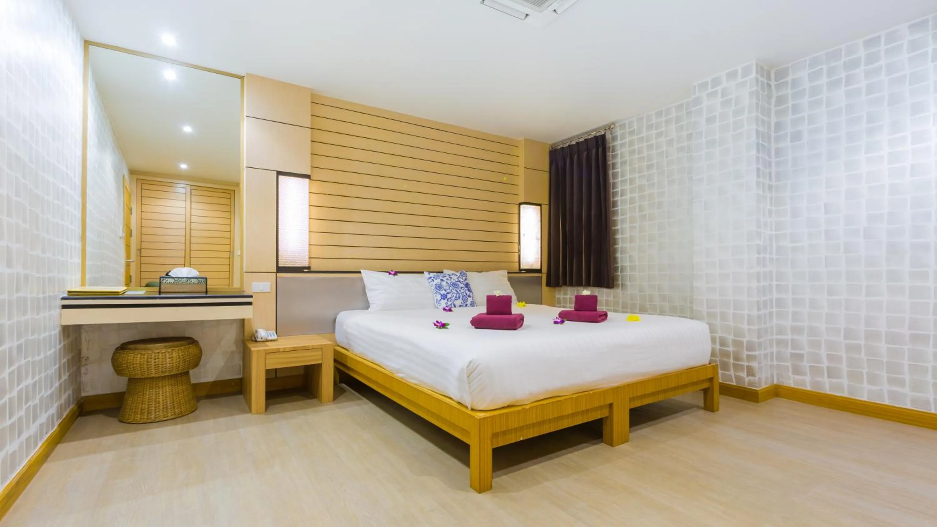 Bed in Anda Beachside Hotel