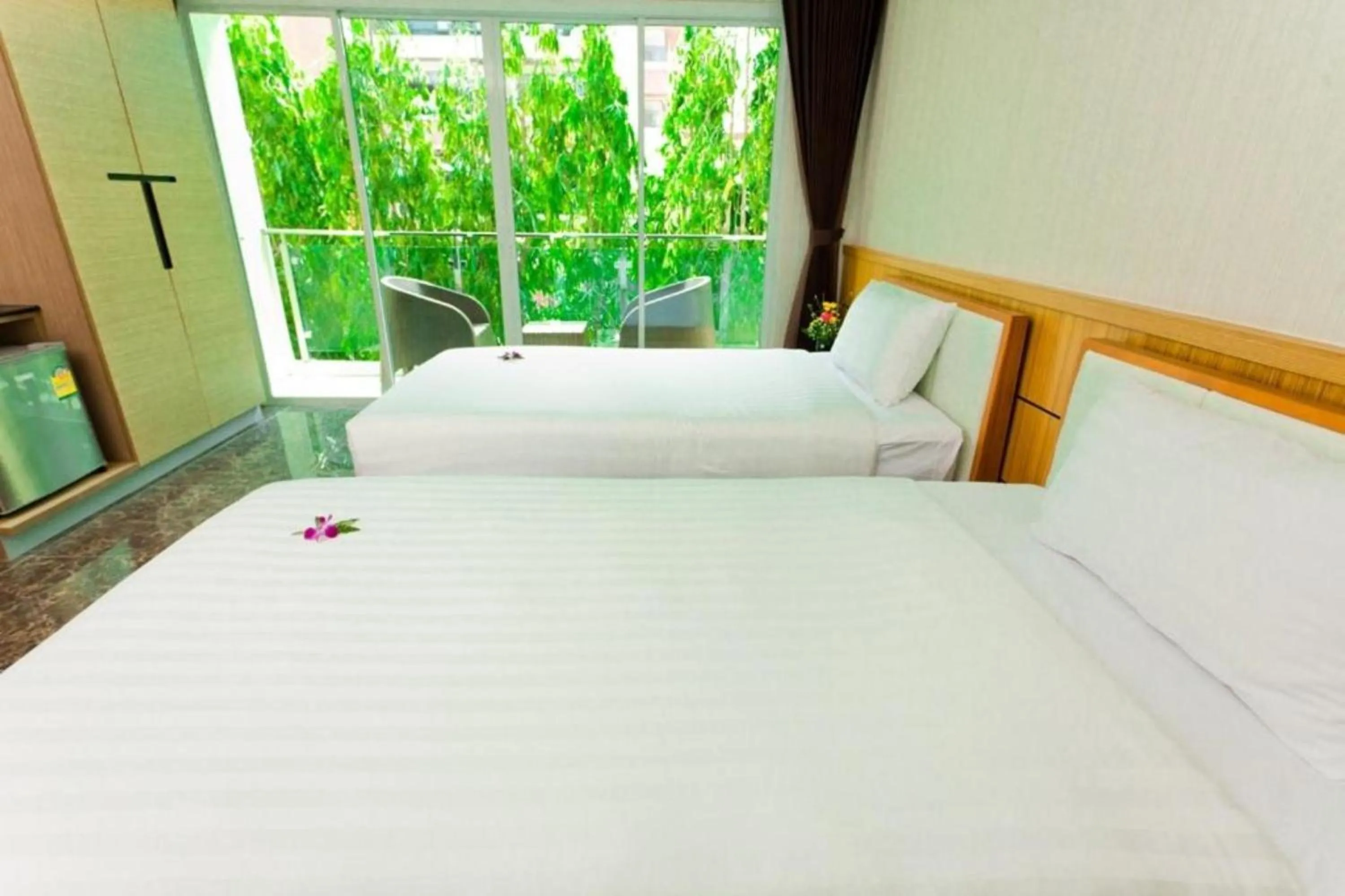 Bedroom, Bed in Anda Beachside Hotel