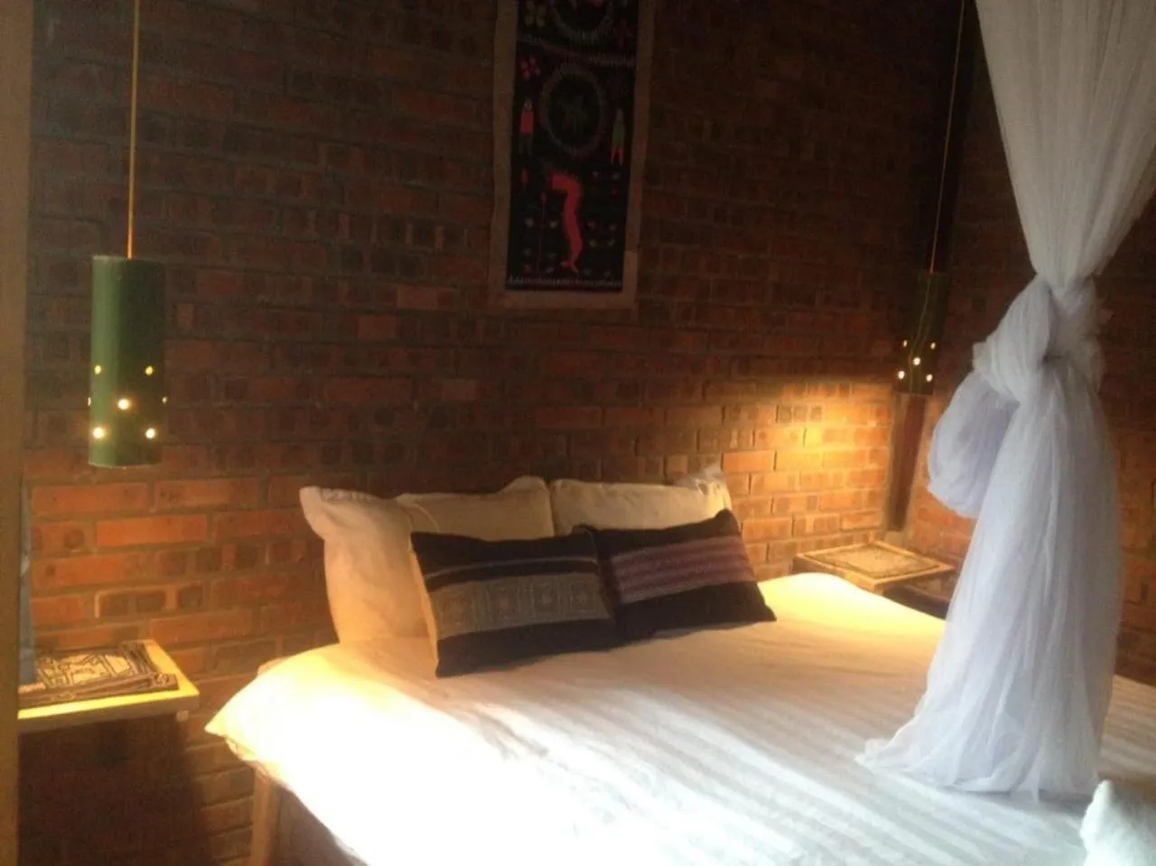 Bed in Luckydaisy Buffalo House