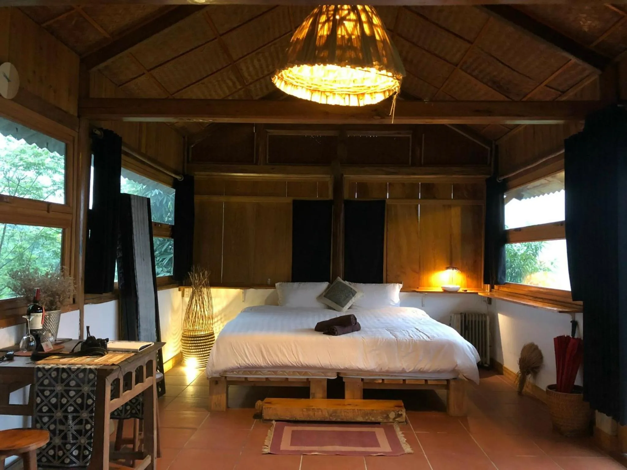 Bed in Luckydaisy Buffalo House