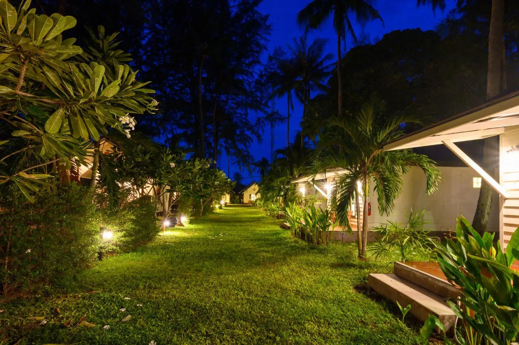 Deluxe Bungalow with Garden View in Wapi Resort Deluxe Bungalow with Garden View in Wapi Resort