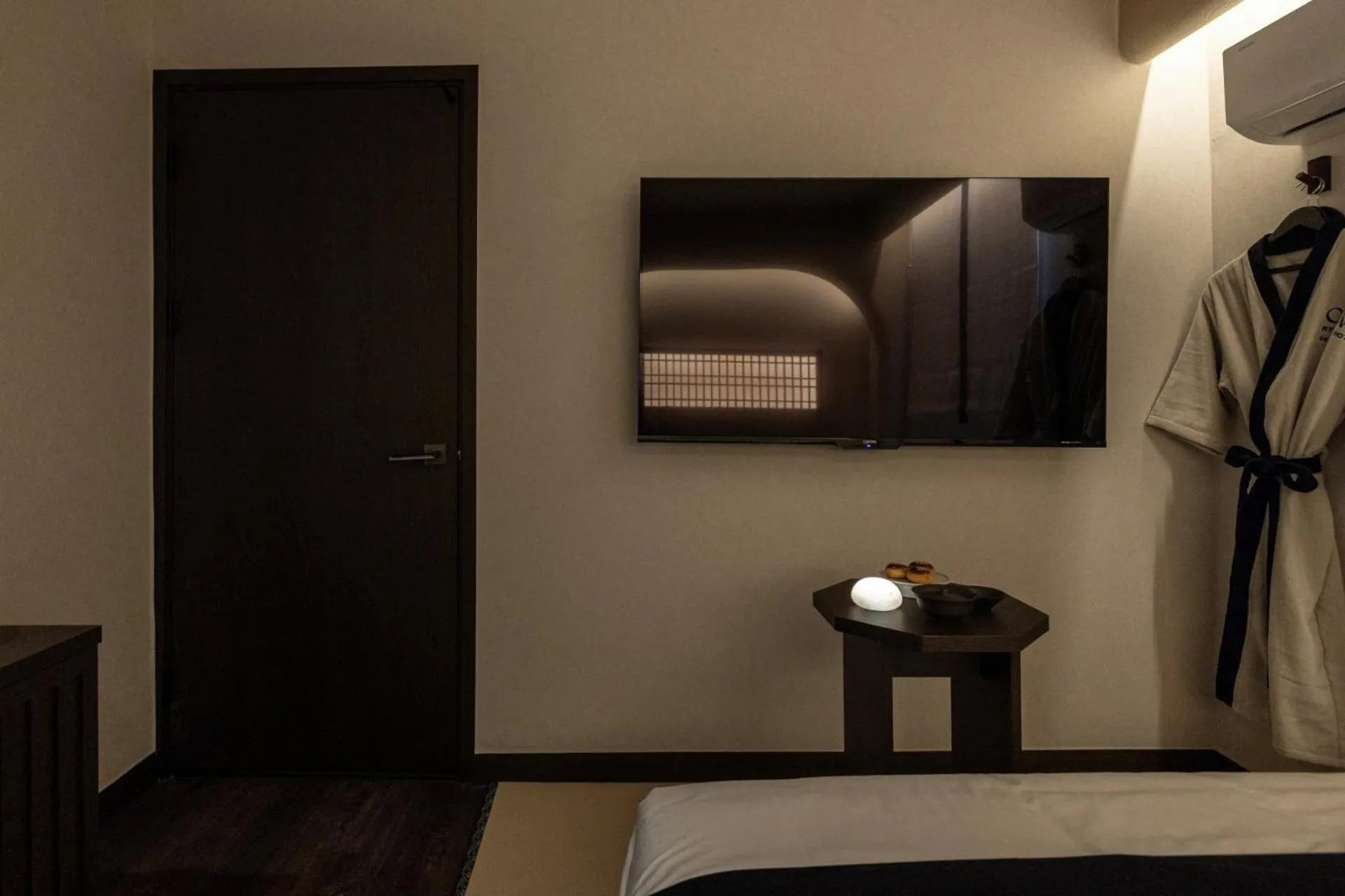 Decorative detail, Bed in Cave Ryokan Hotel by Anook Cheonan Terminal