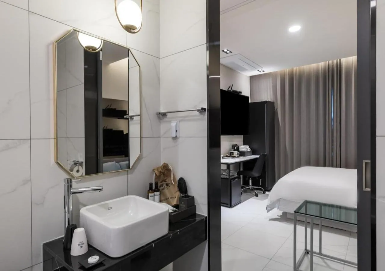 Deluxe Double Room in Incheon Hound IncheonGeomdan New Town Branch