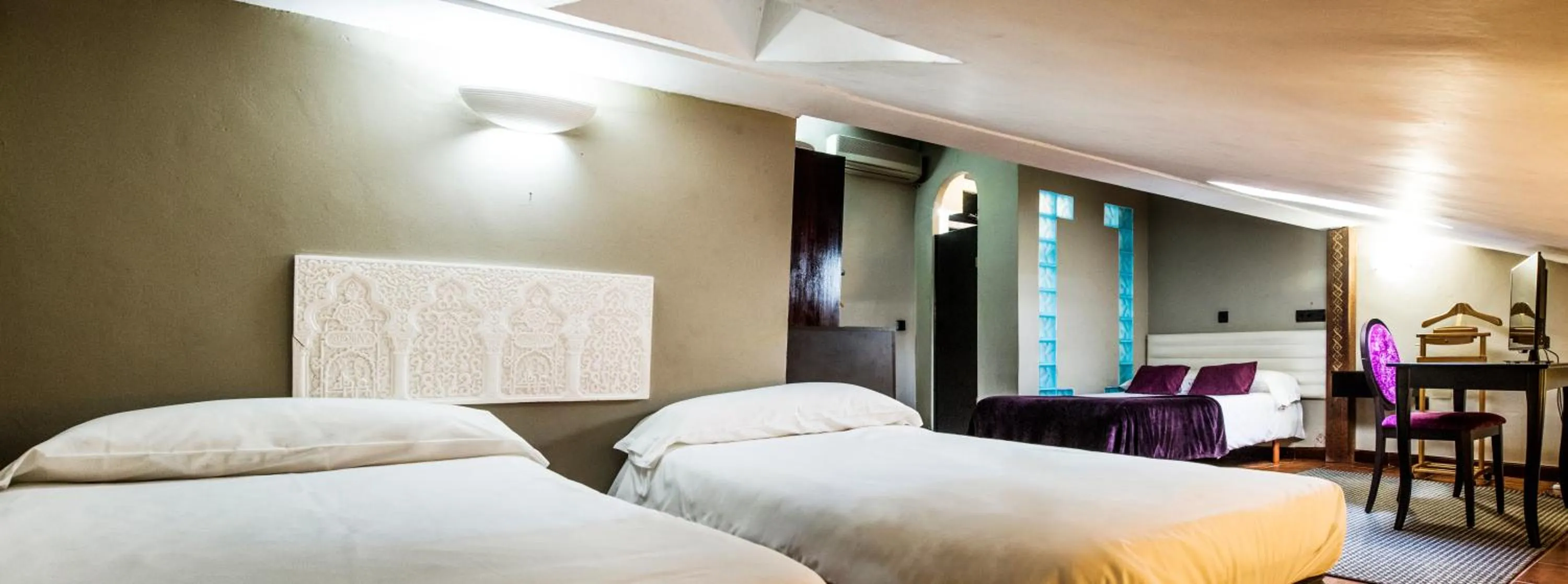 Photo of the whole room, Bed in La Posada De La Magistral