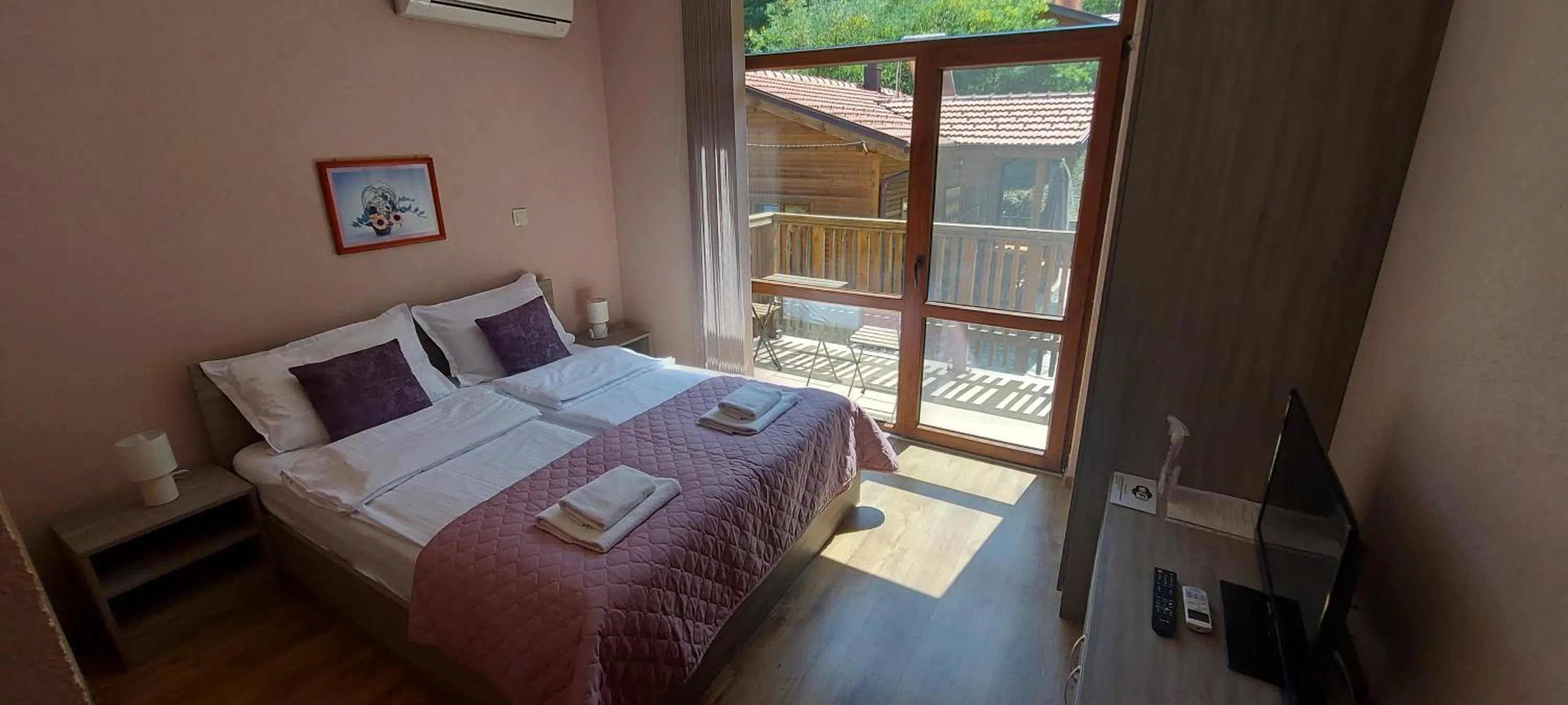 Bed in Mini Complex Rilski Terasi
